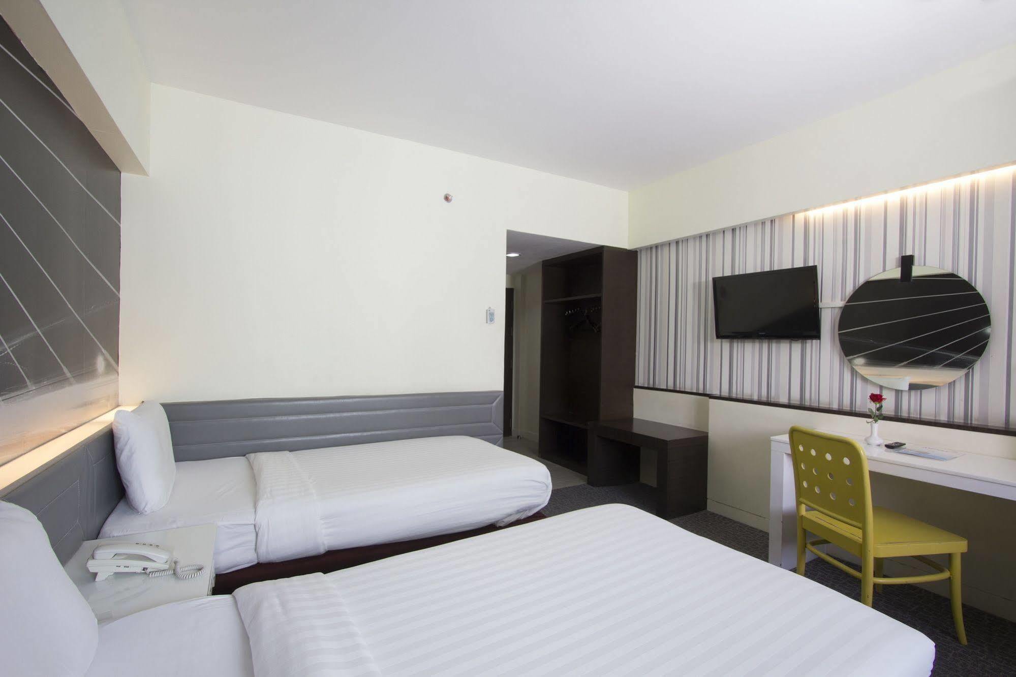 Papa Siriraj 3* Bangkok