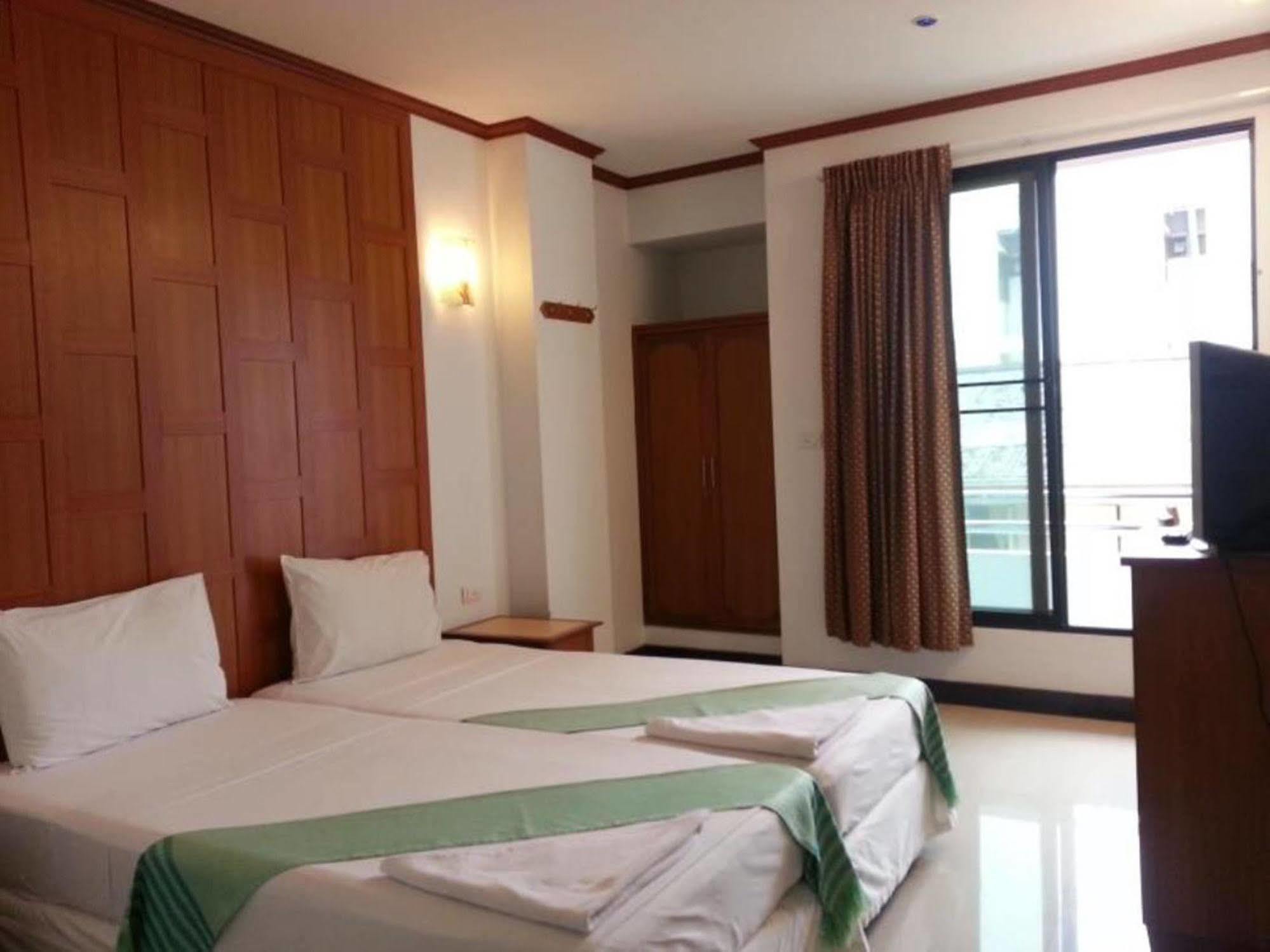 New Siam Ii 2* Bangkok
