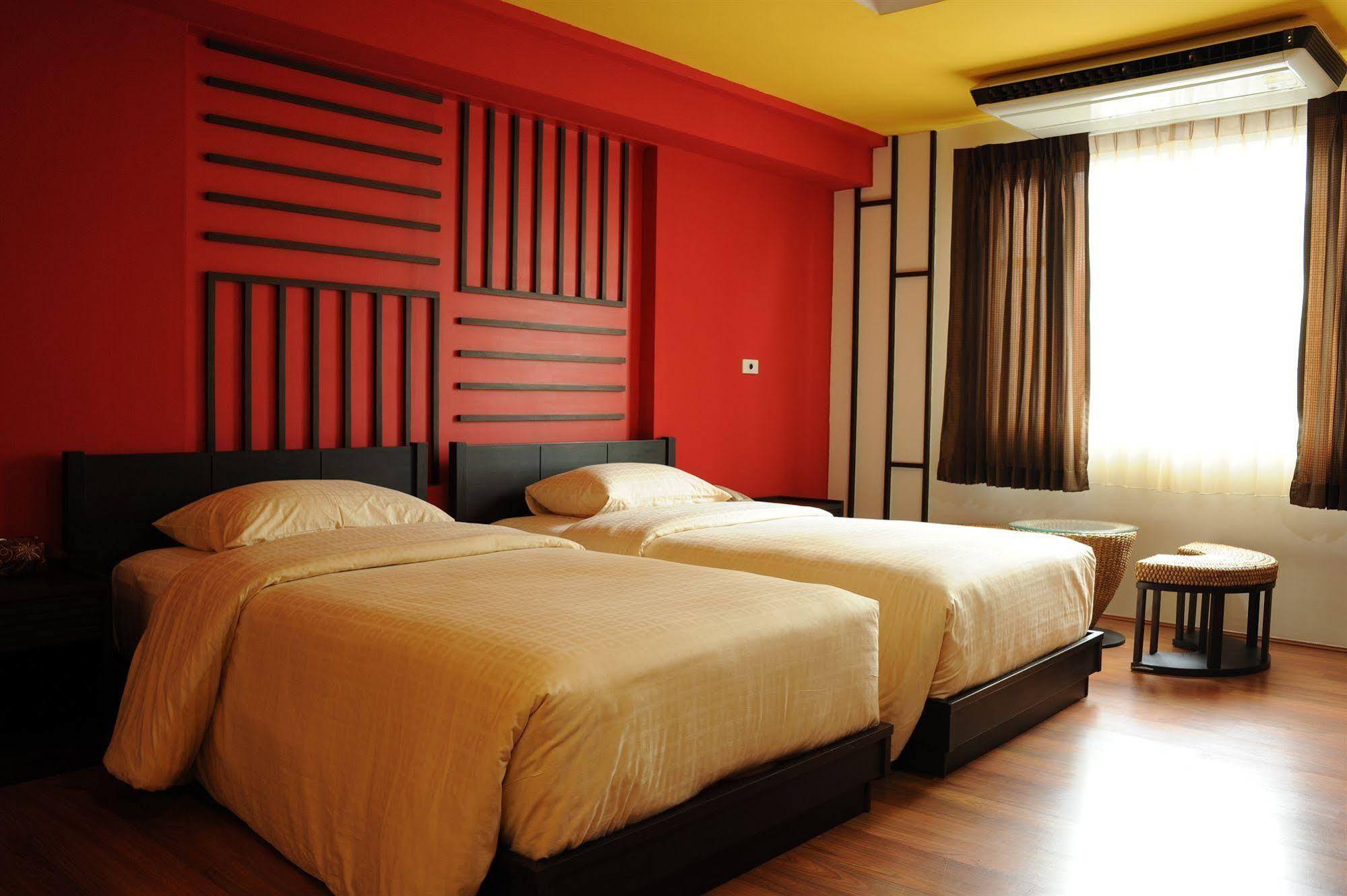 Bkk 24 Boutique Hotel