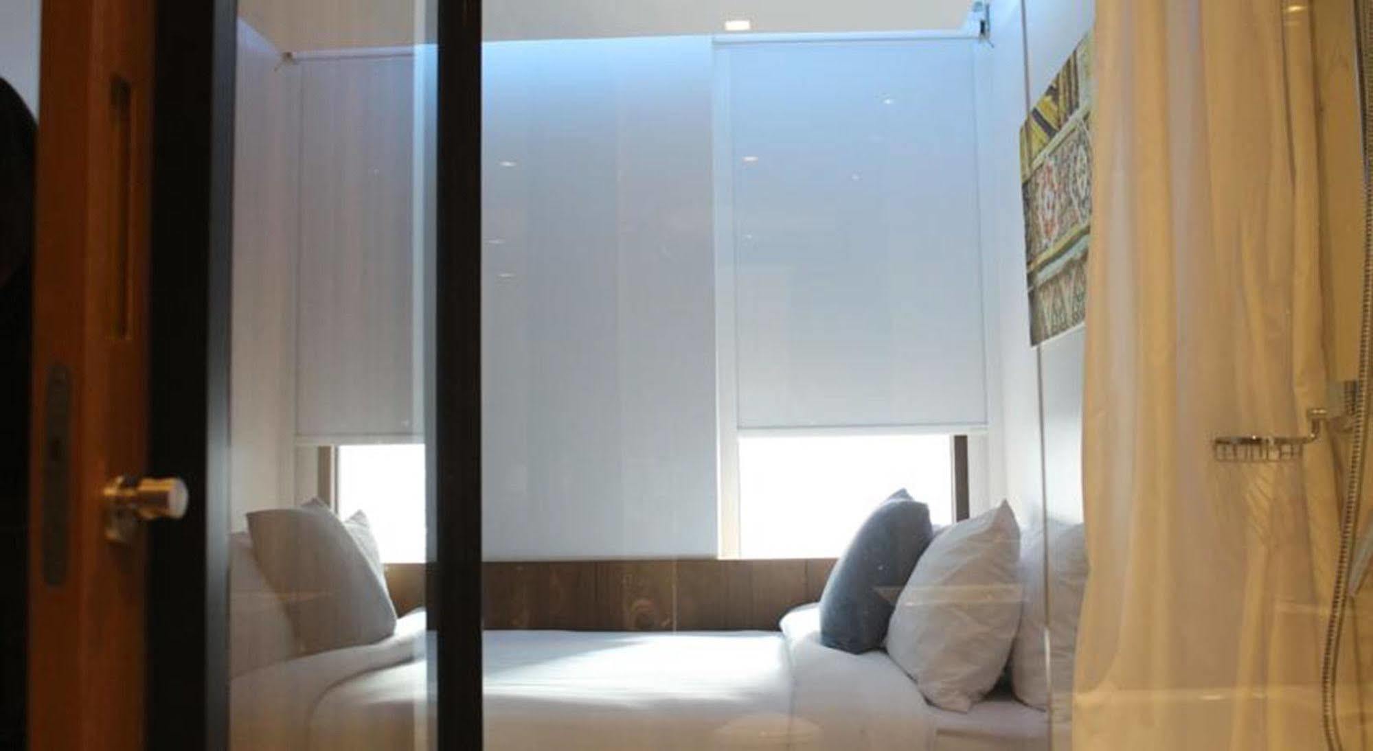 Hotel S Box Sukhumvit 3*