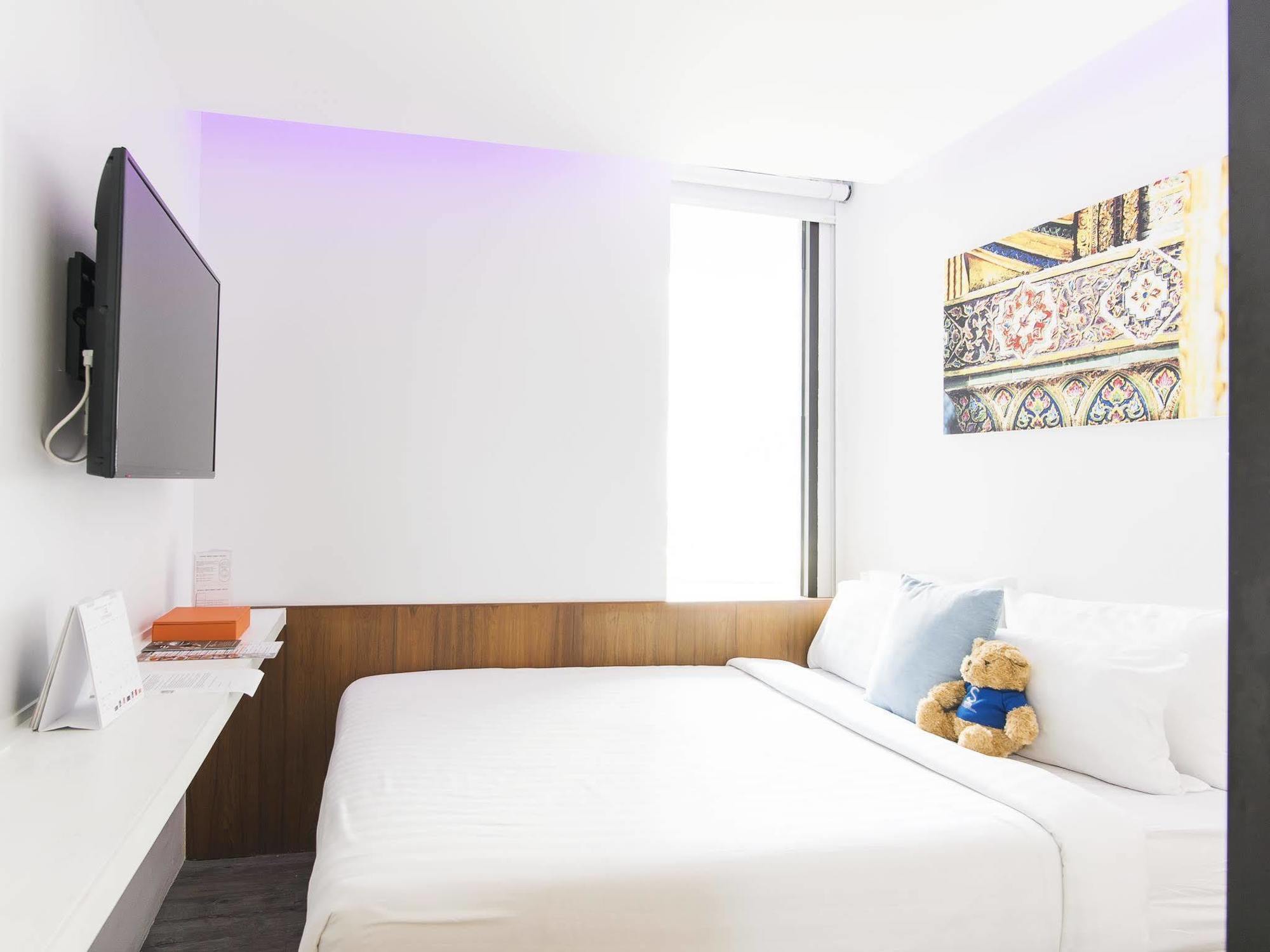 S Box Sukhumvit Hotel 3*