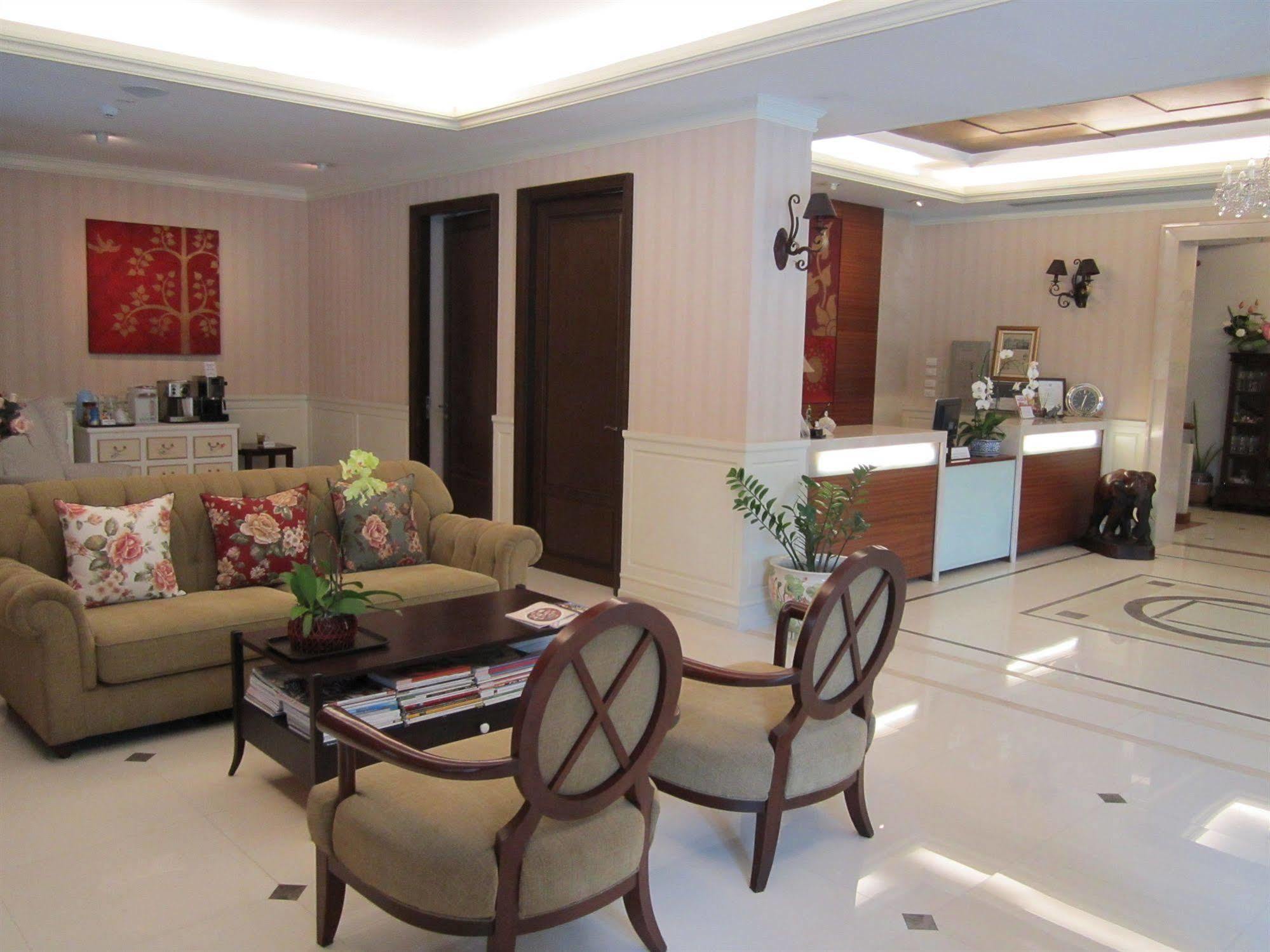 Hotel Aurum The River Place 4*