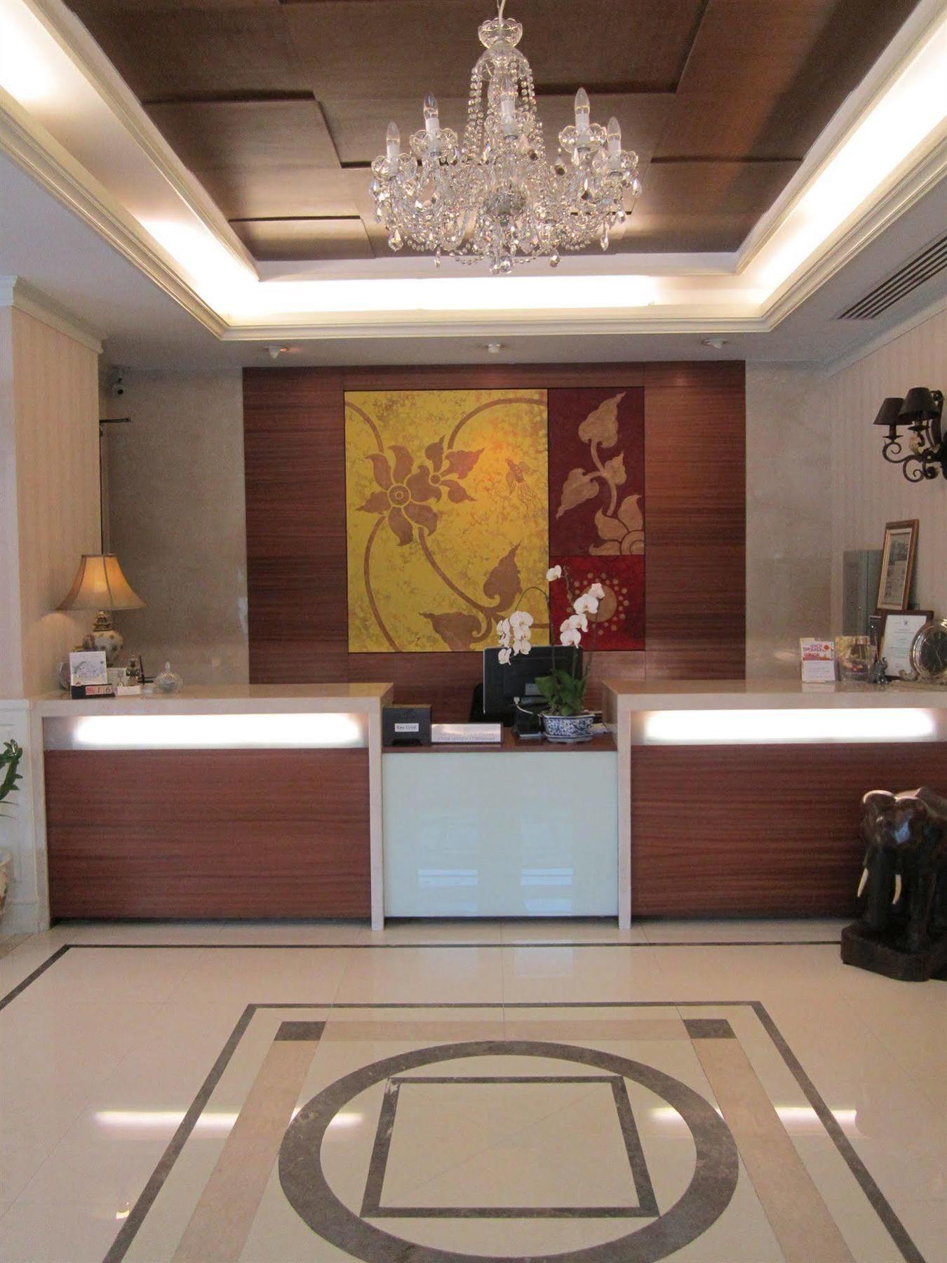 Hotel Aurum The River Place 4*
