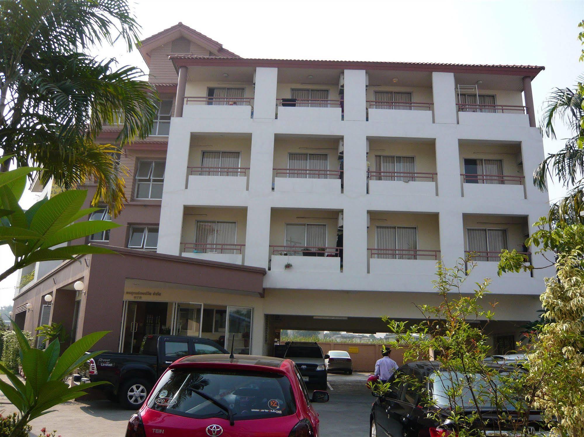 Thanapa Place