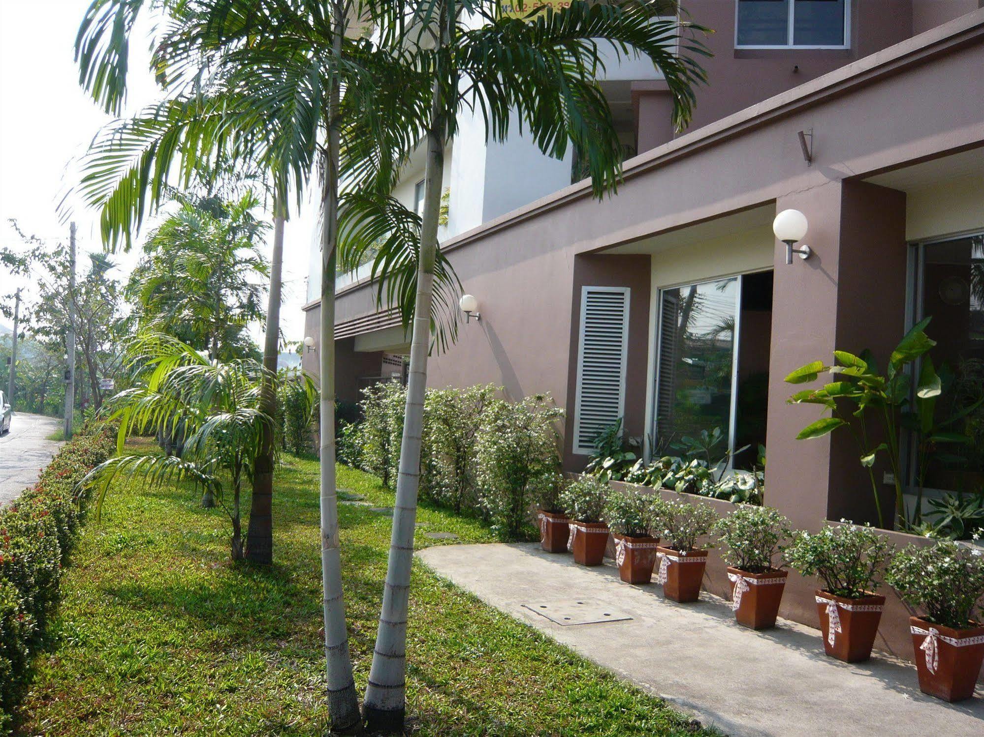 Thanapa Place 2*