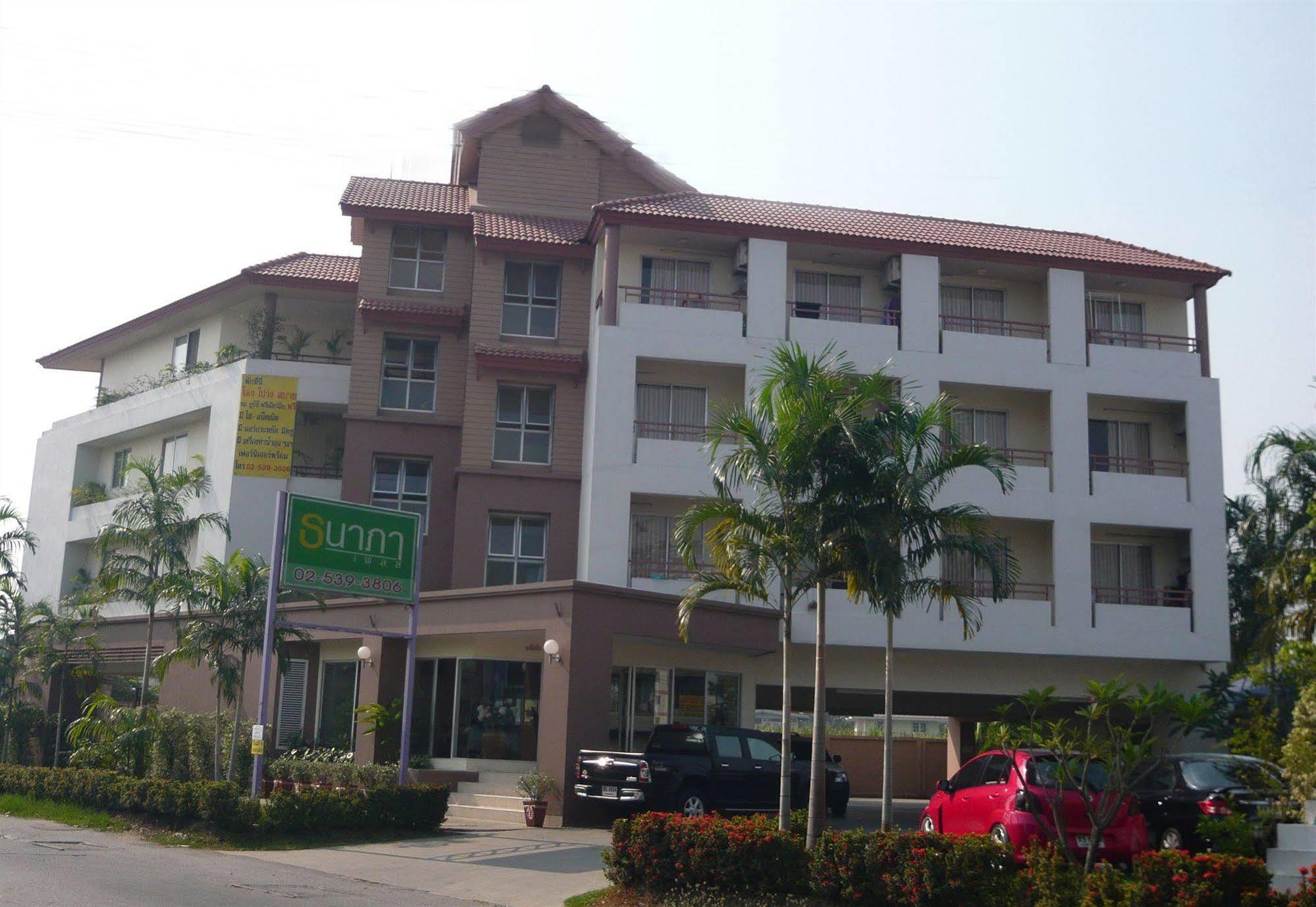 Thanapa Place 2*