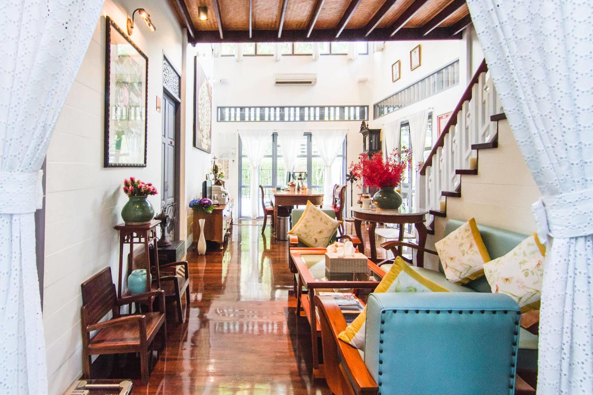 Hotel Baan Noppawong Bangkok