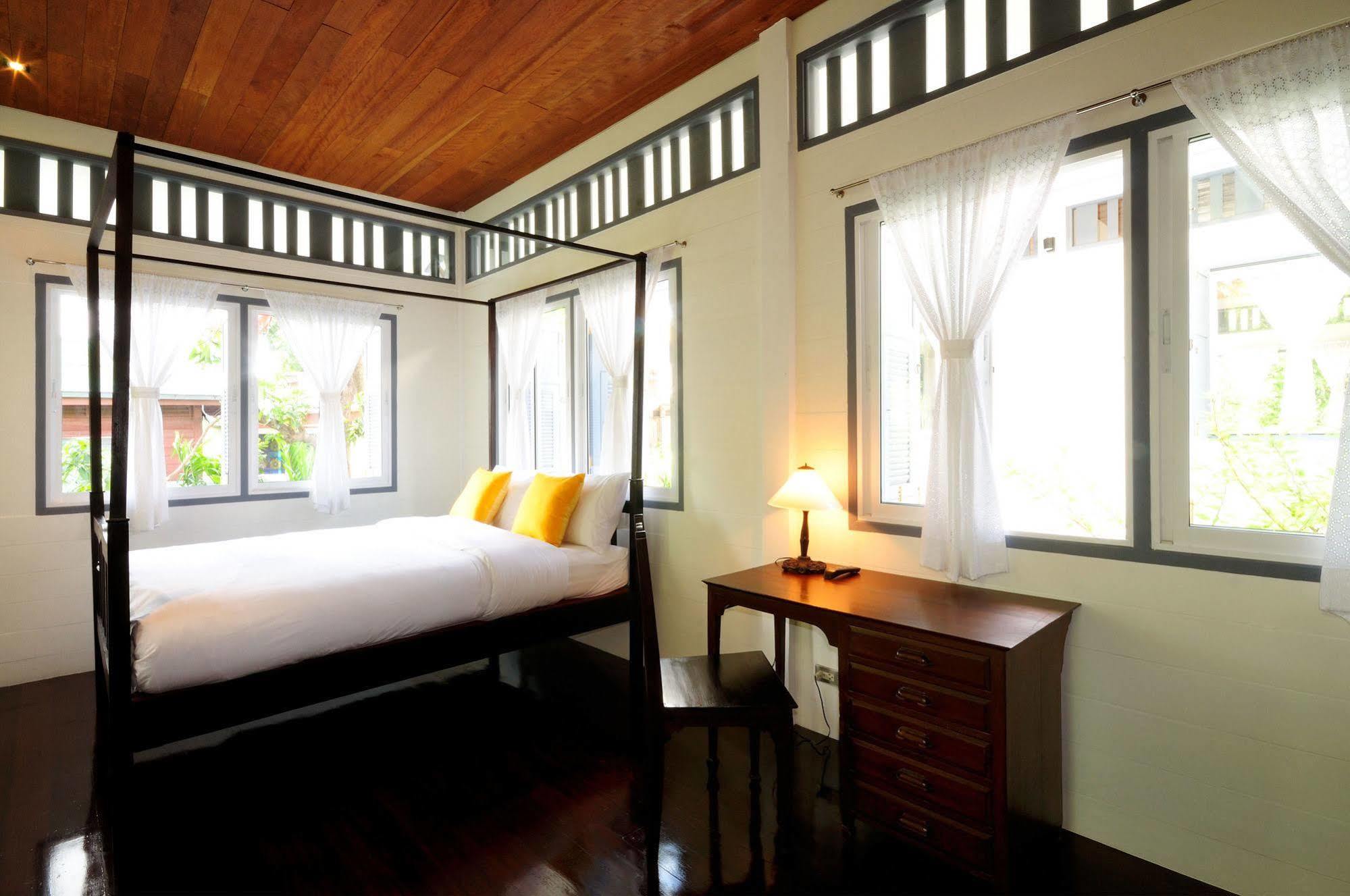 Hotel Baan Noppawong 3*