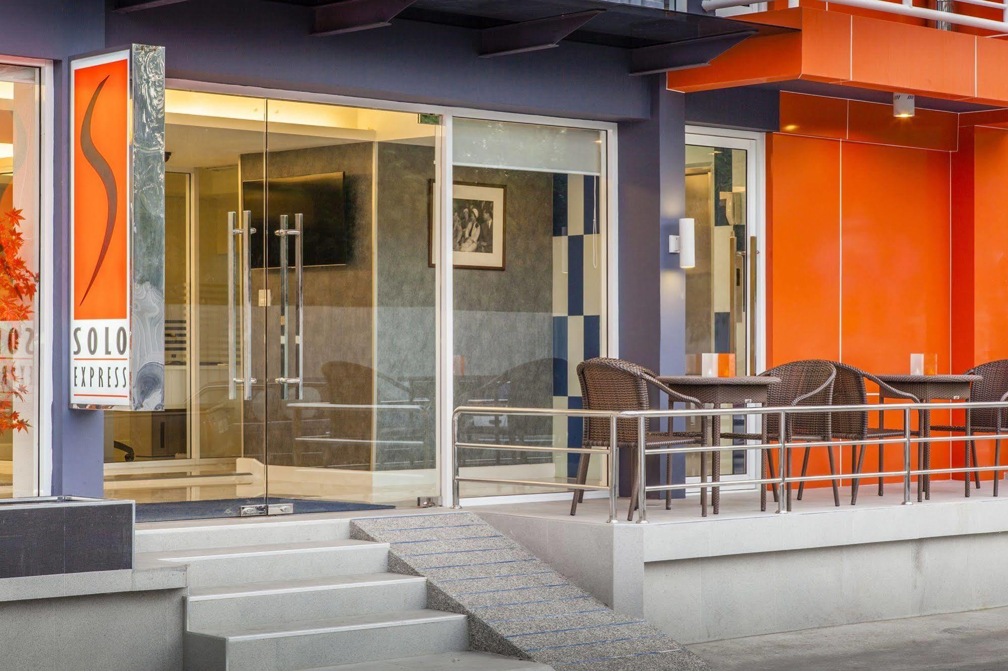 Solo Express Sukhumvit 81 Bangkok