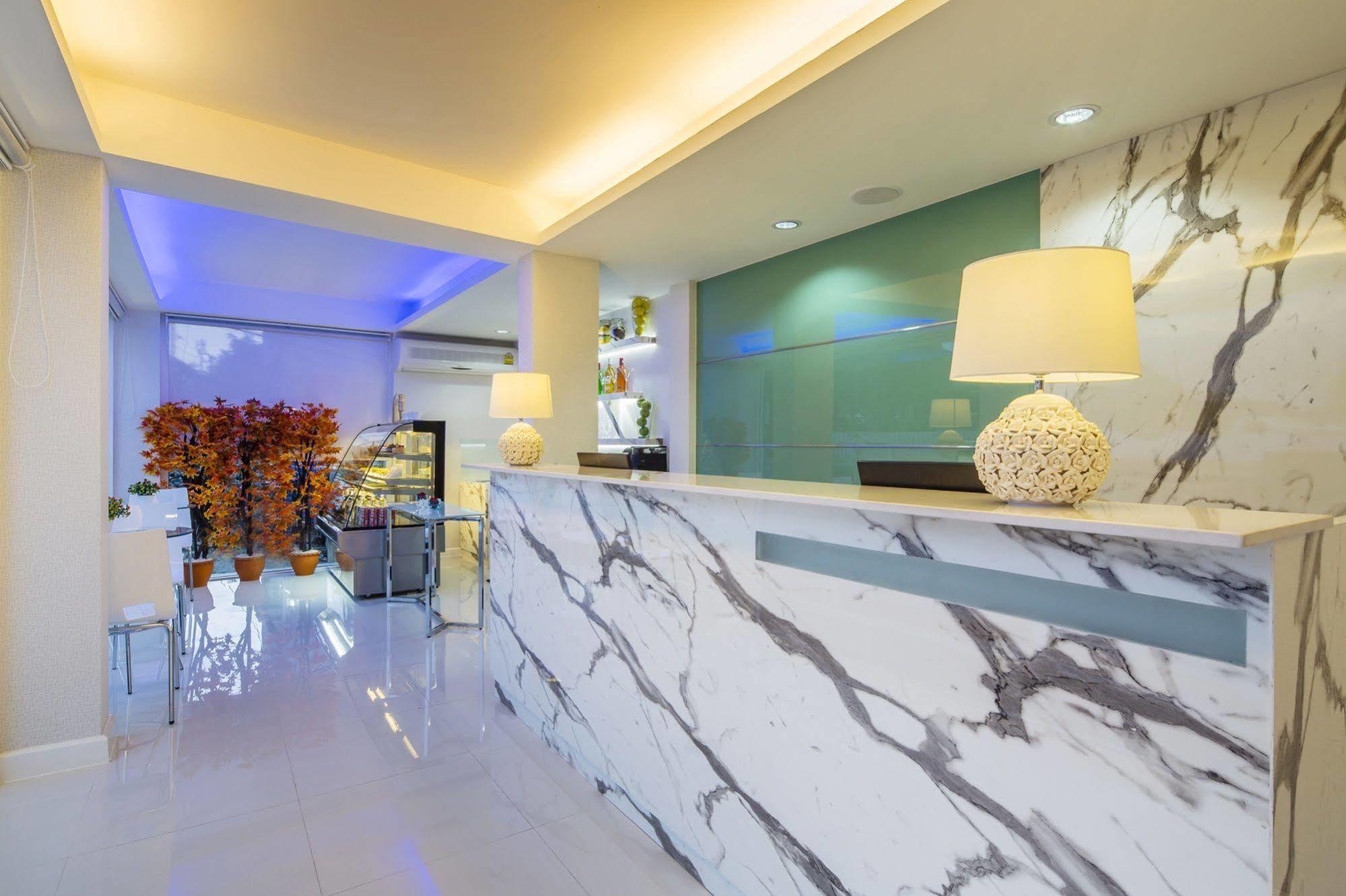 Solo Express Sukhumvit 81