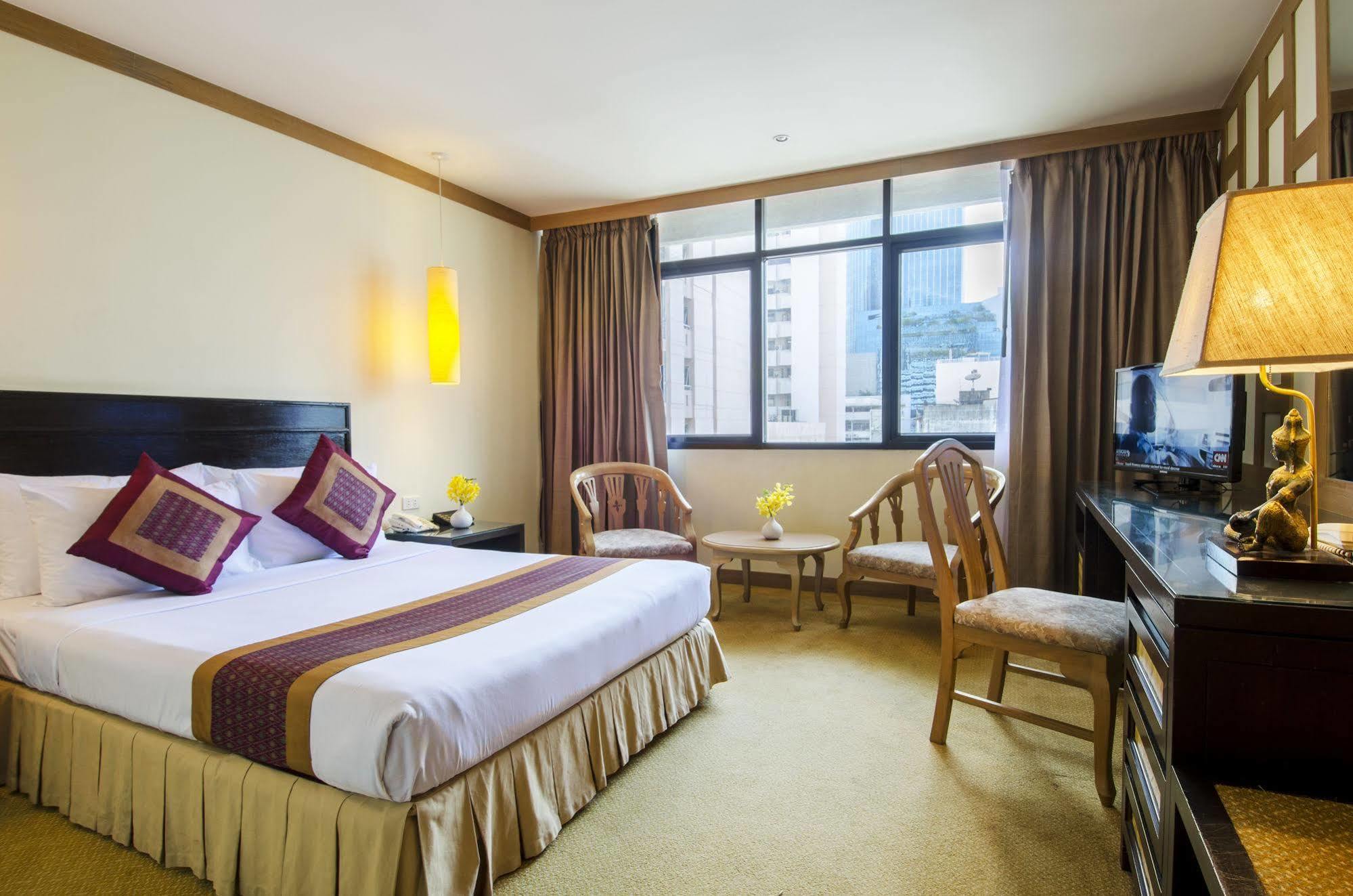 Hotel The Tarntawan Surawong Bangkok