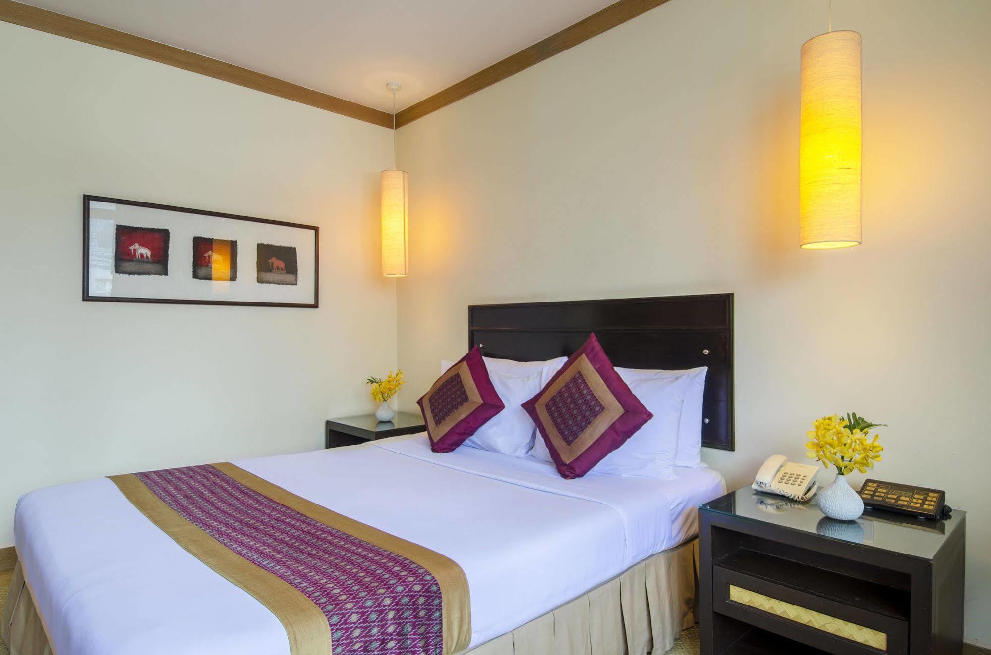 The Tarntawan Surawong Hotel Bangkok