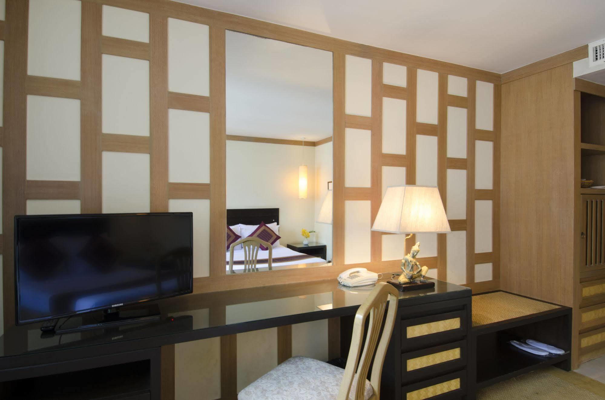 The Tarntawan Surawong 4*