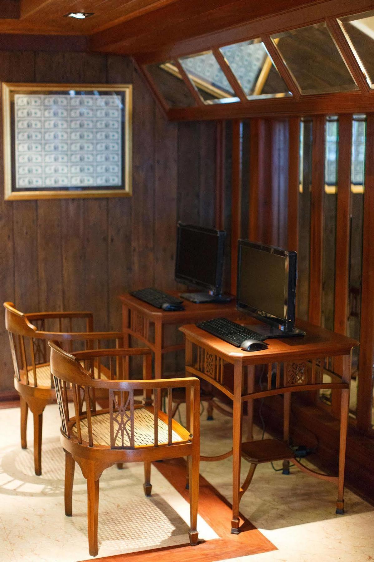 Chang Siam Inn 2*