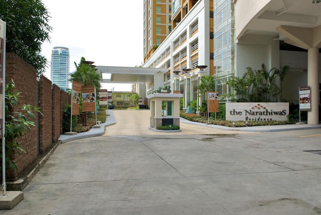 Hotel The Narathiwas & Sathorn