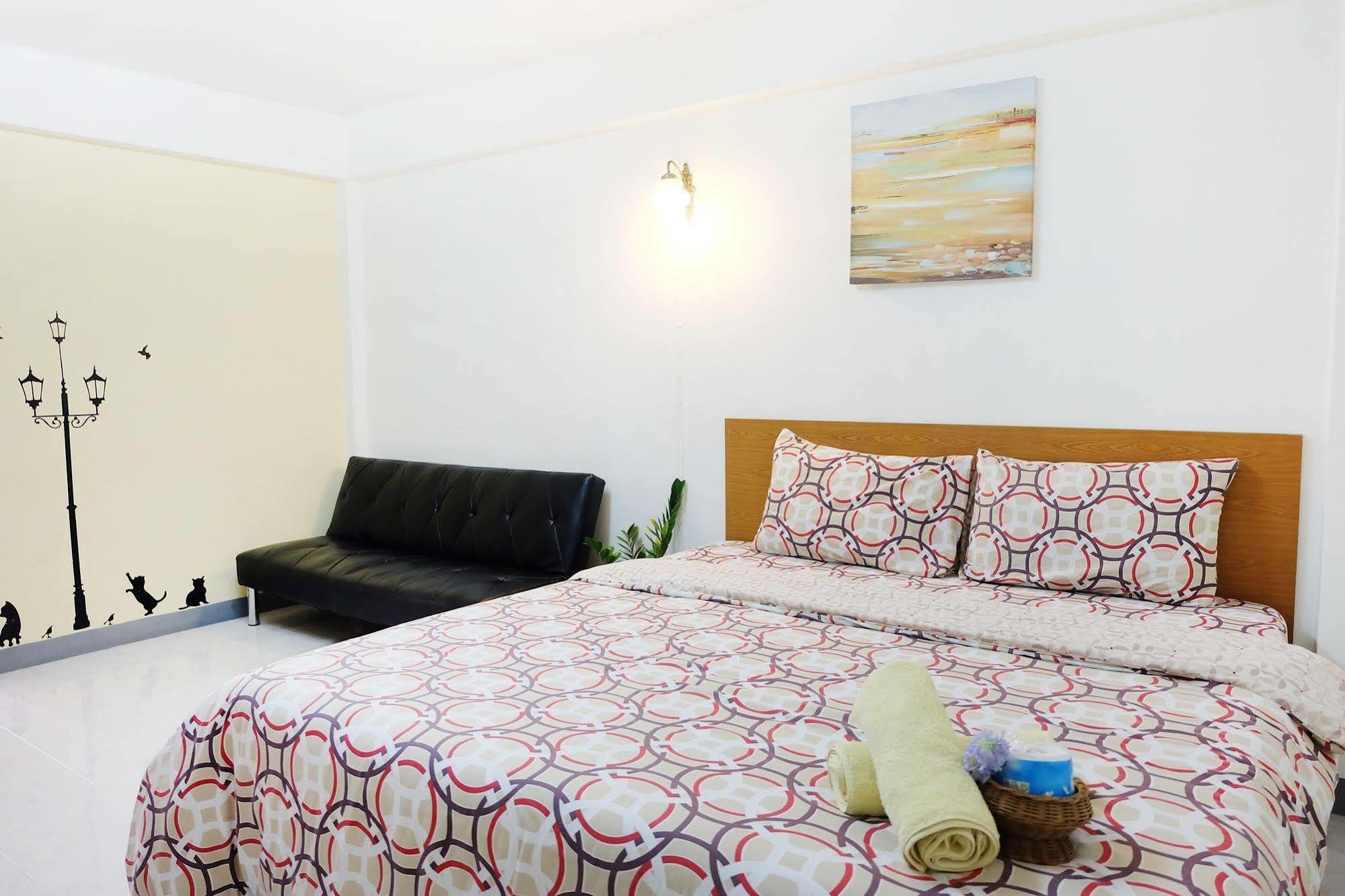 Grand Living Place 2*