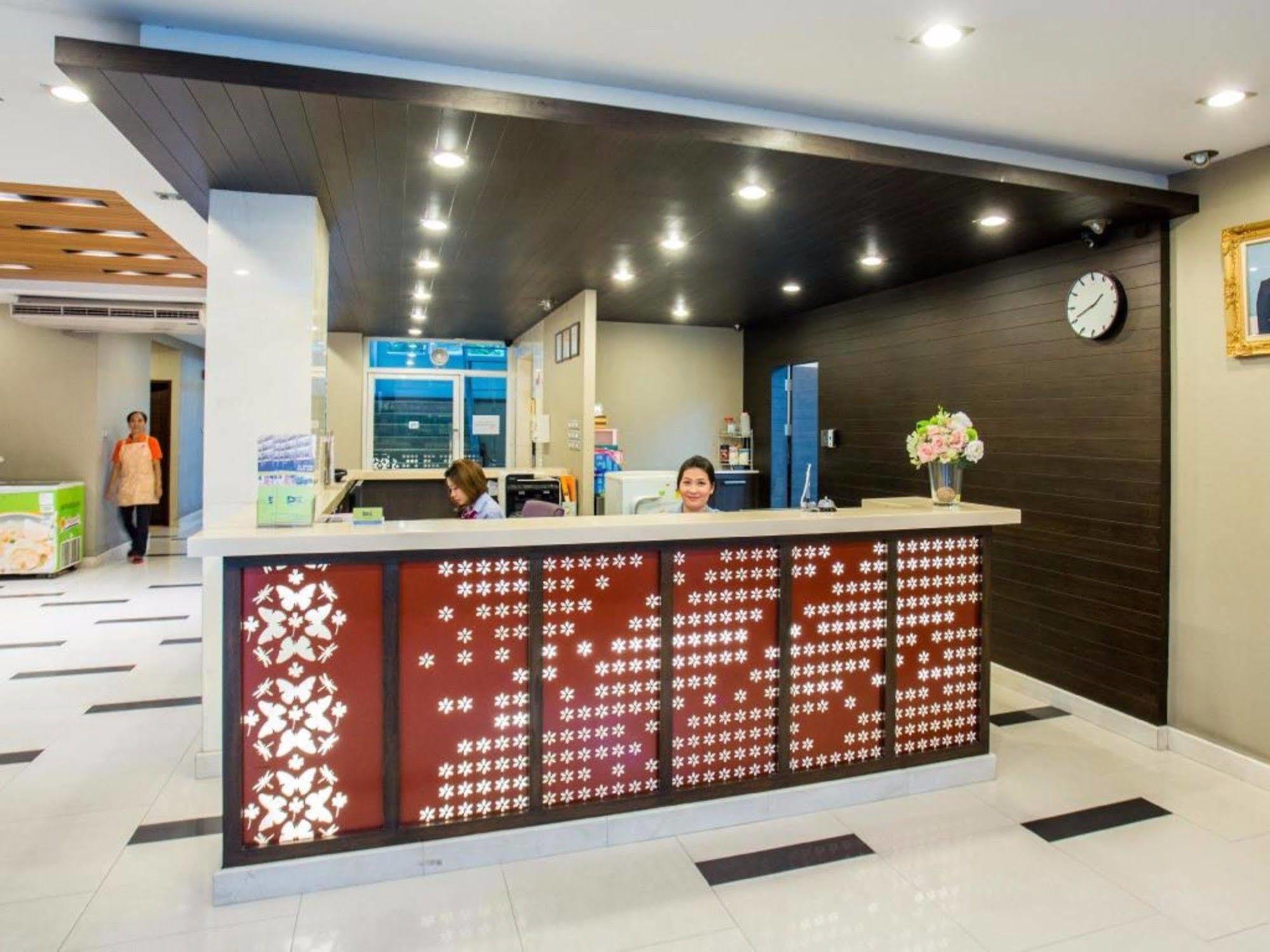 Hotel 14 3*