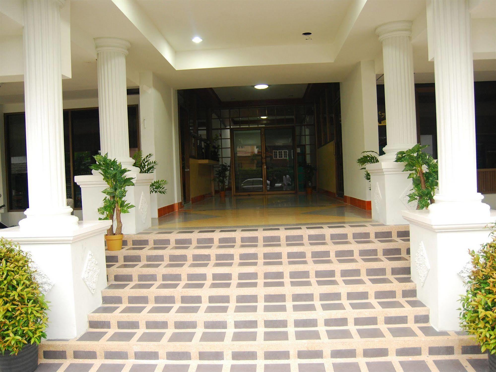 Seri 47 Inn