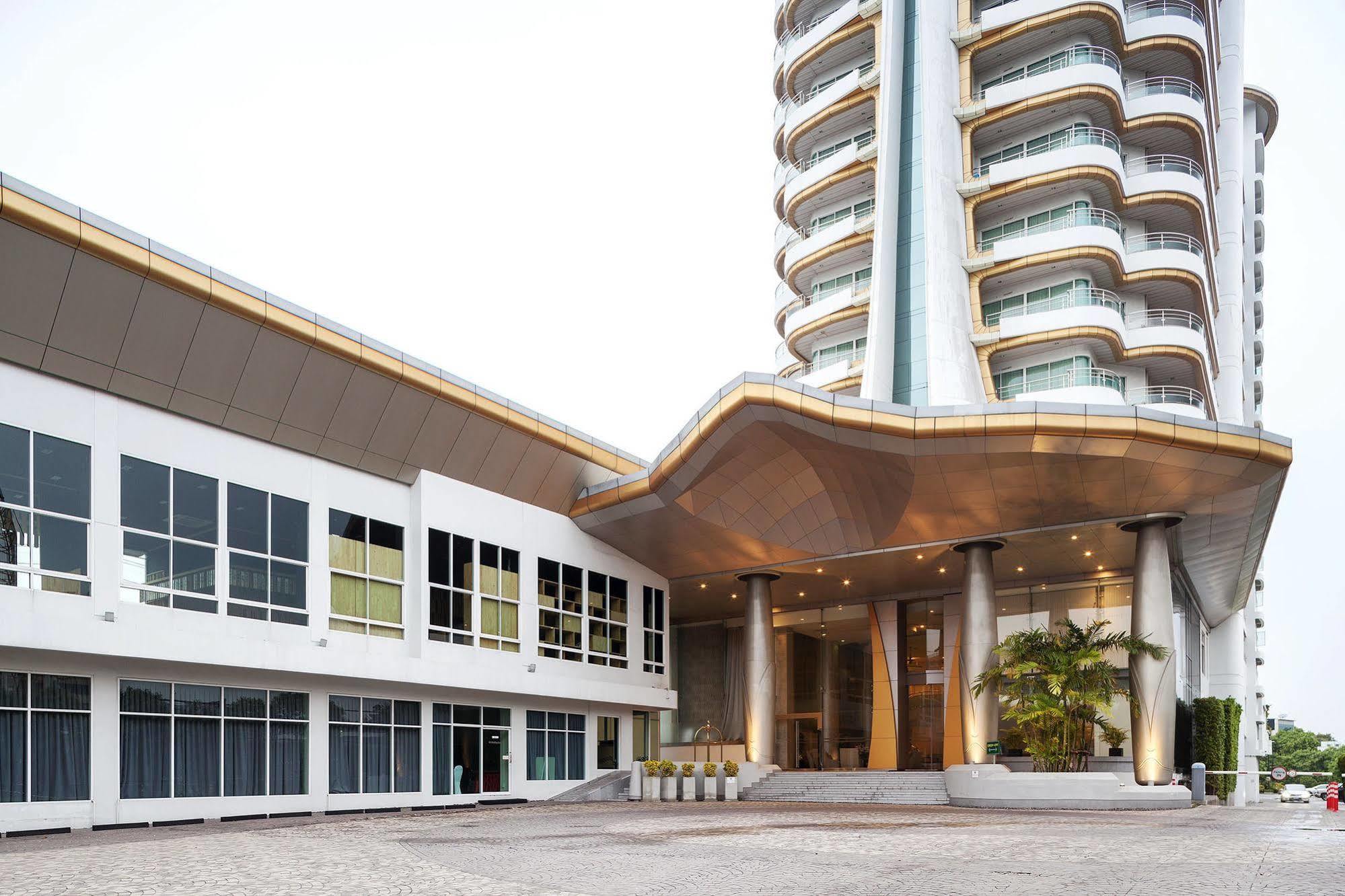 Viva Garden Serviced 4*