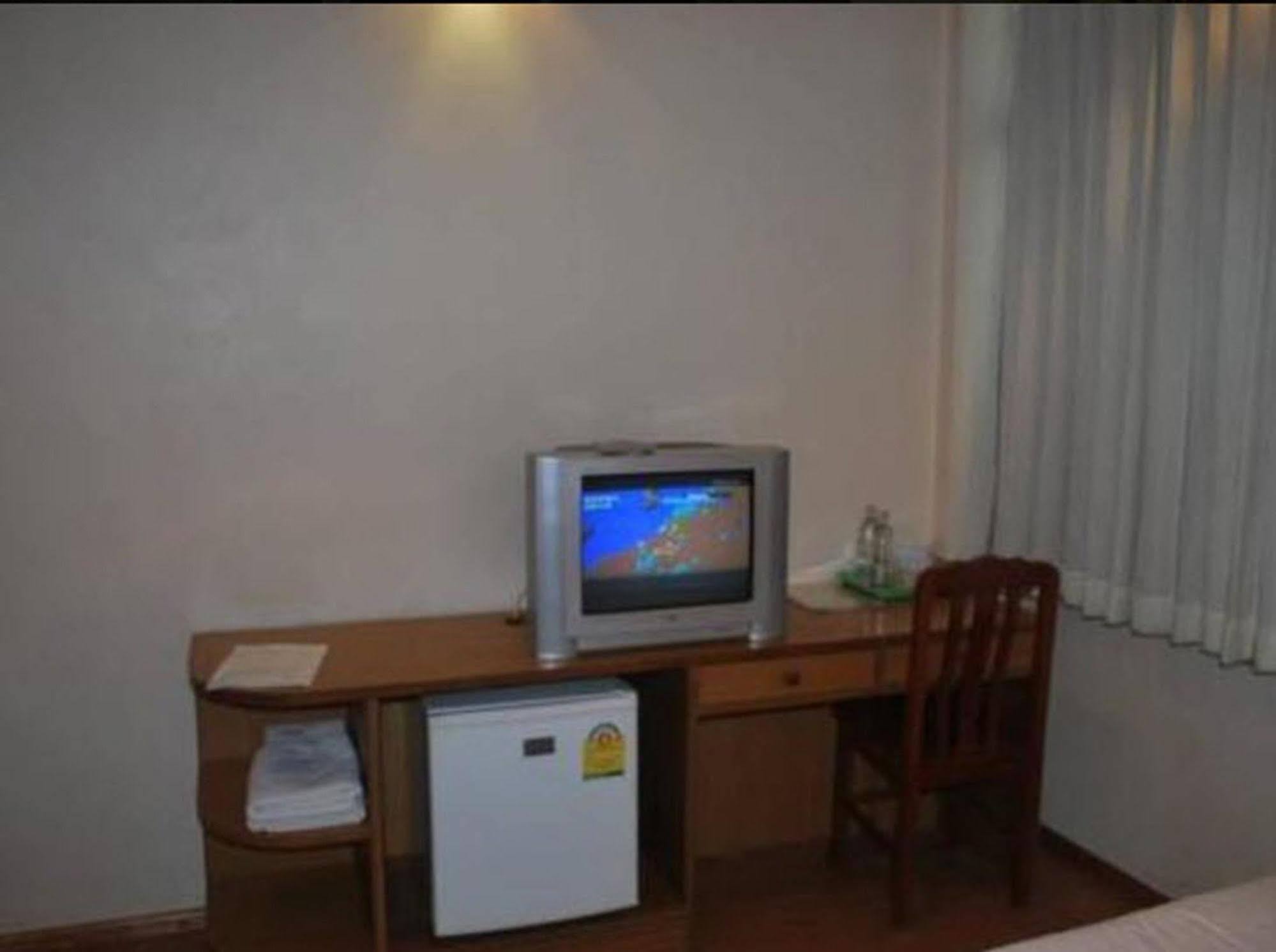 Suriwongse Hotel 3*
