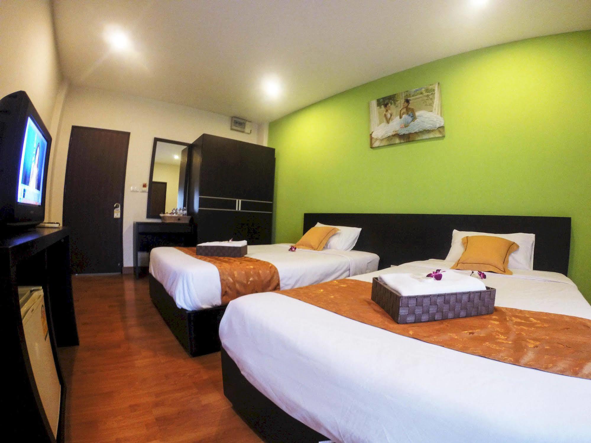 Khaosan Park Inn