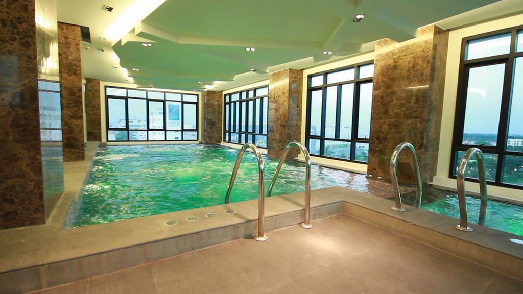 Hotel Lumen Srinakarin 5*