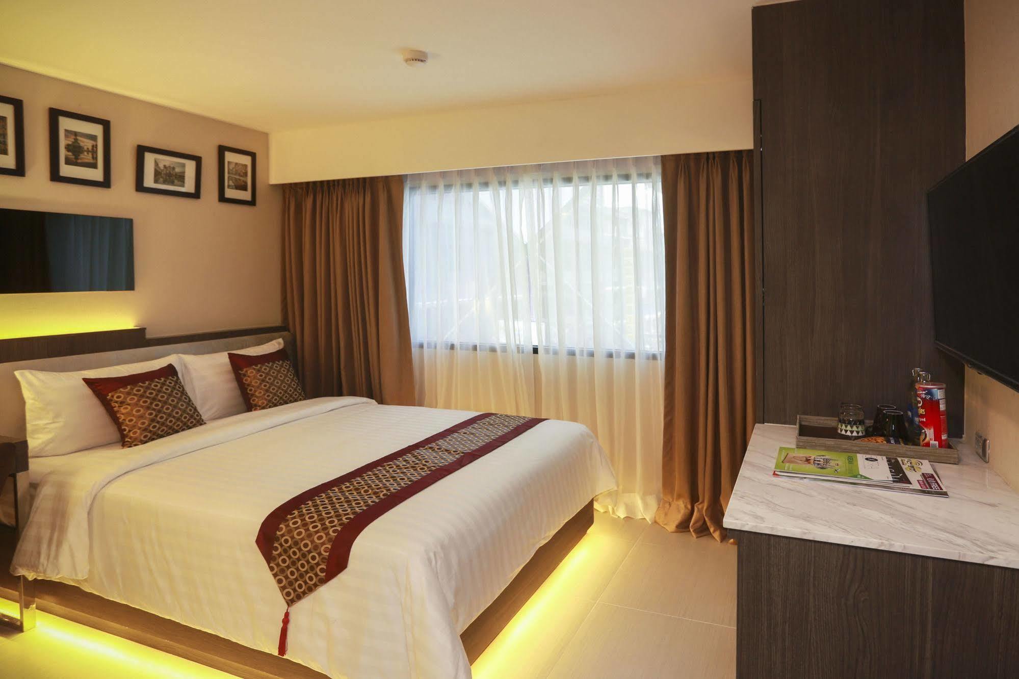 Double One By Aspira Hotel