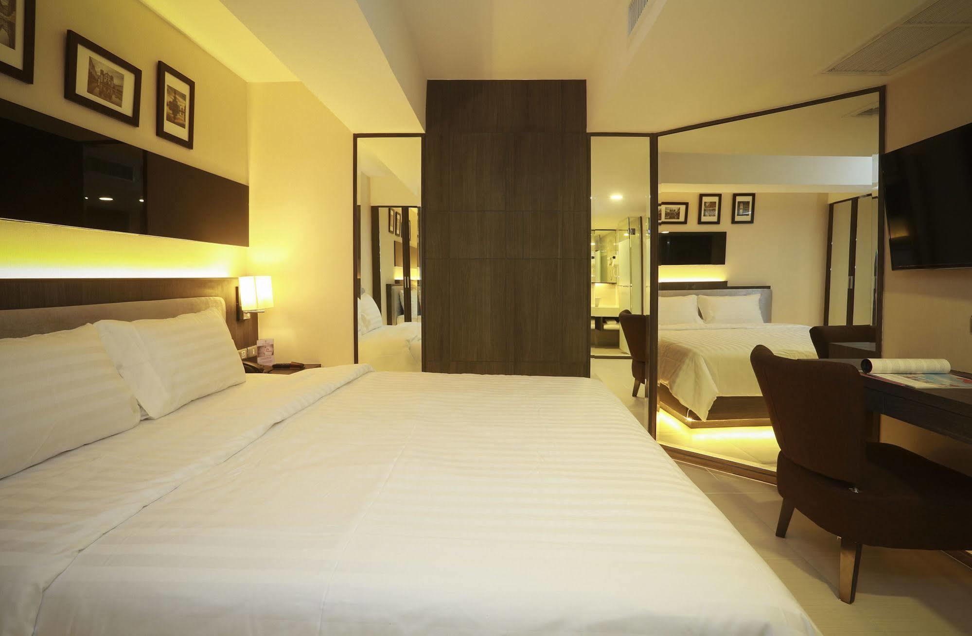 Double One By Aspira 4* Bangkok