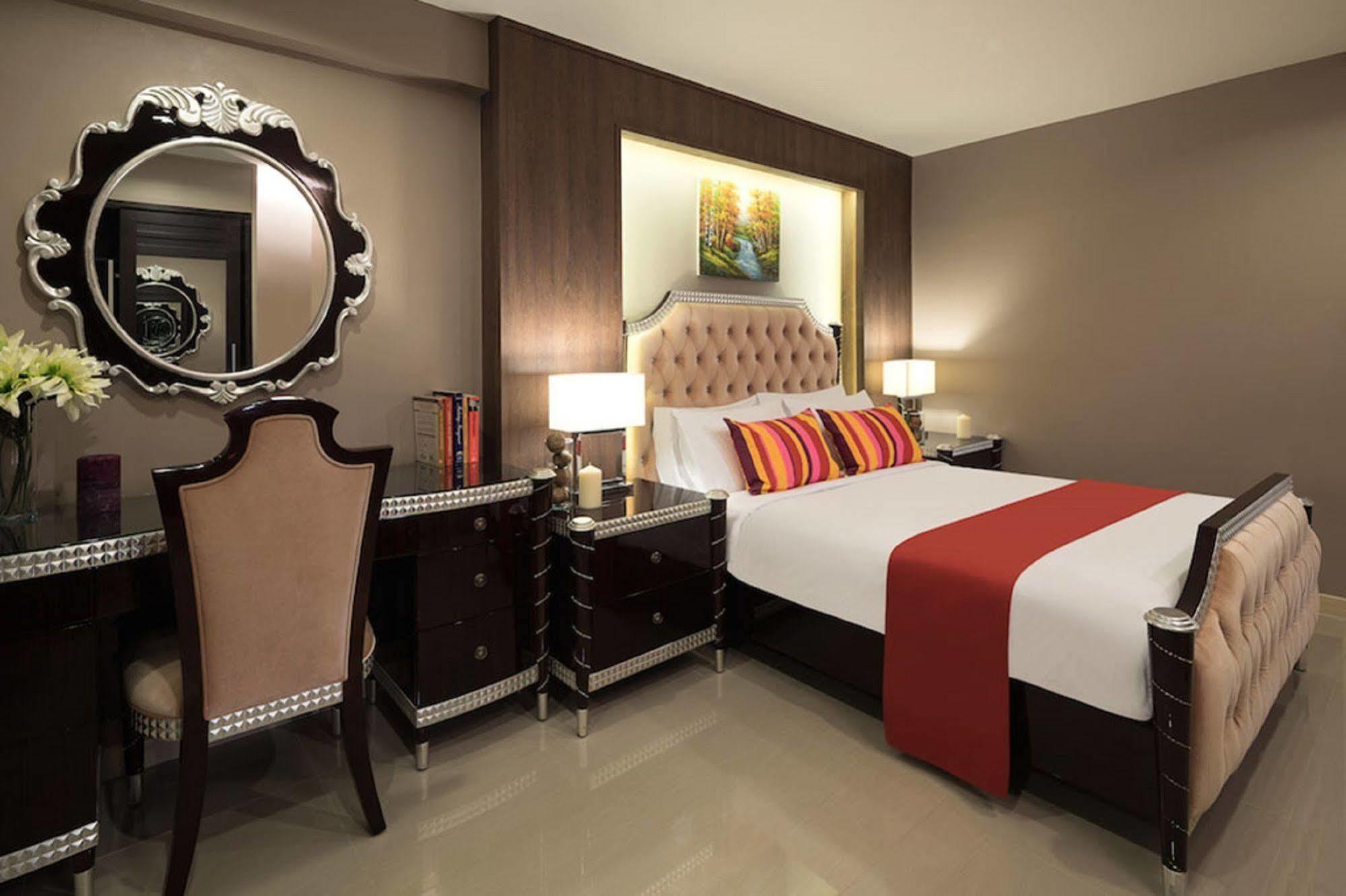 Ton Aor Place Hotel 3*