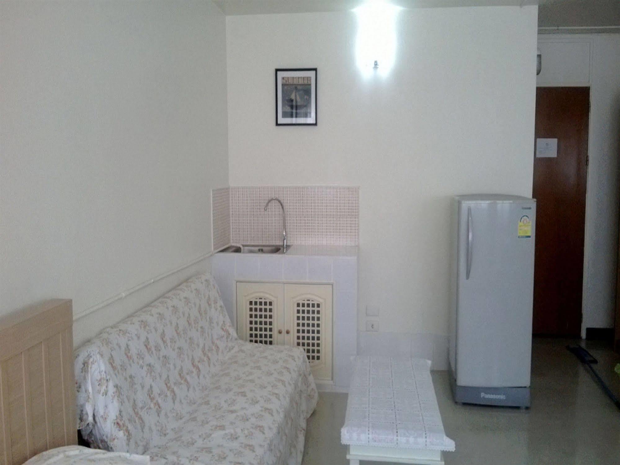 Apartment Impact Muang Thong Thani Service Bangkok