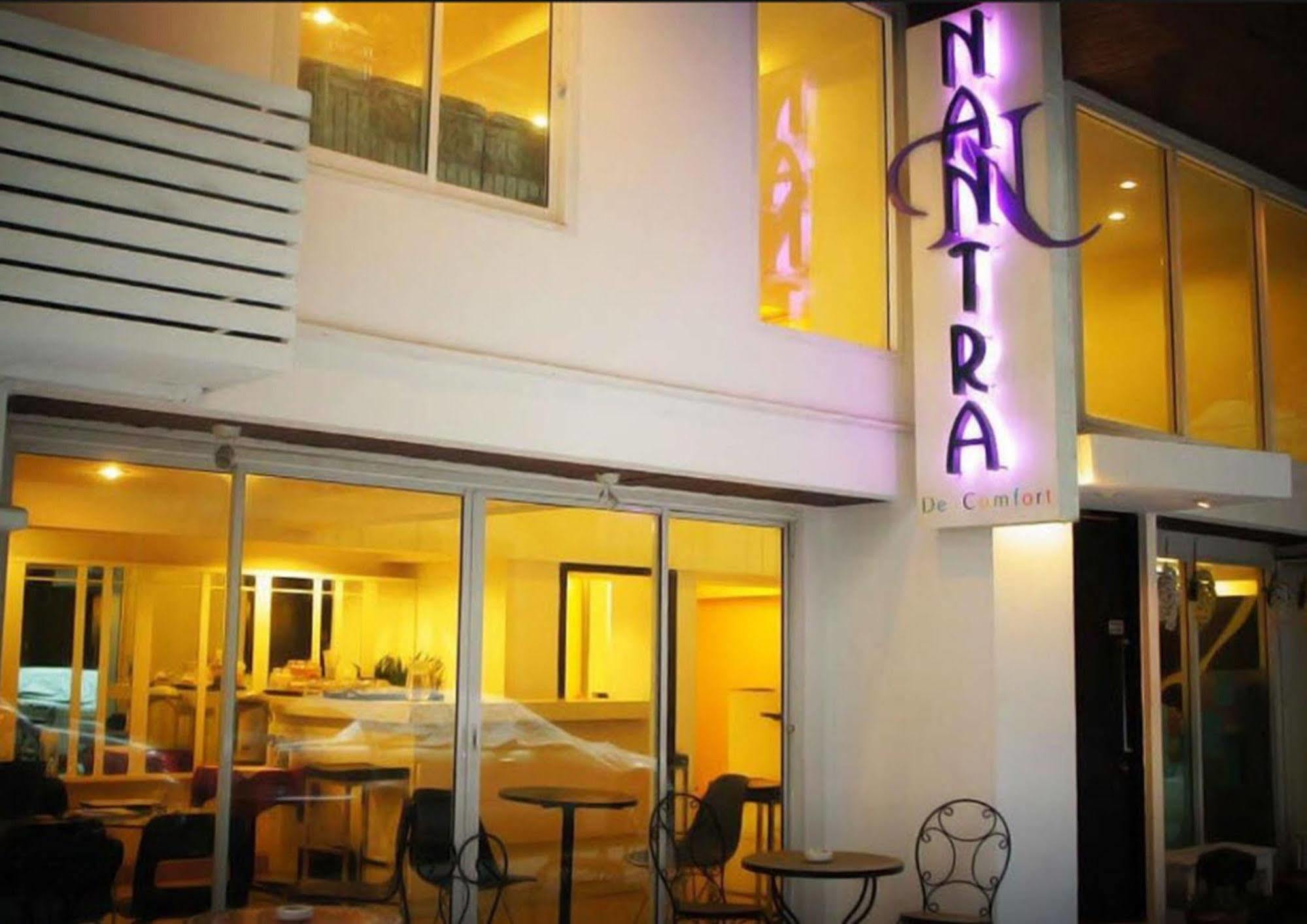 Nantra De Comfort 3*