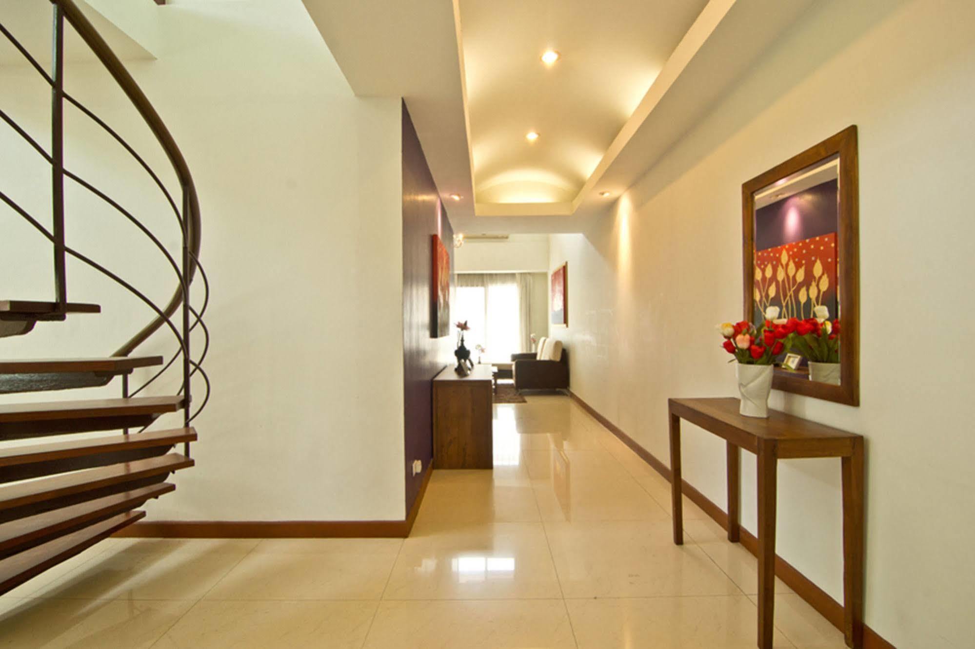 Hotel Lasalle &