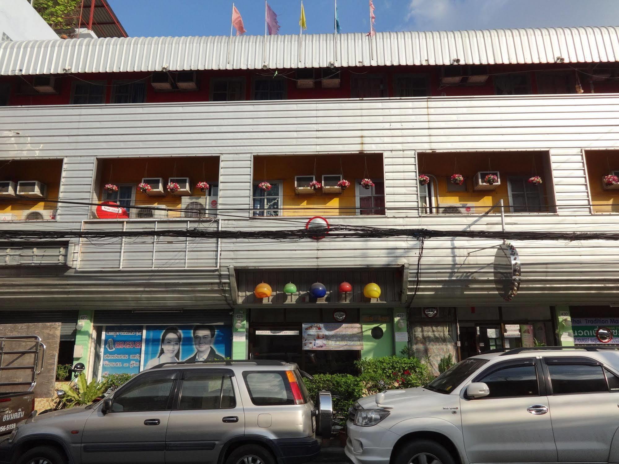 Oyo 568 Art Hua Lamphong 2* Bangkok