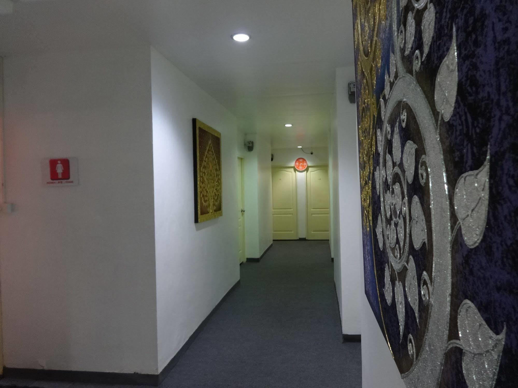 Hotel Oyo 568 Art Hua Lamphong