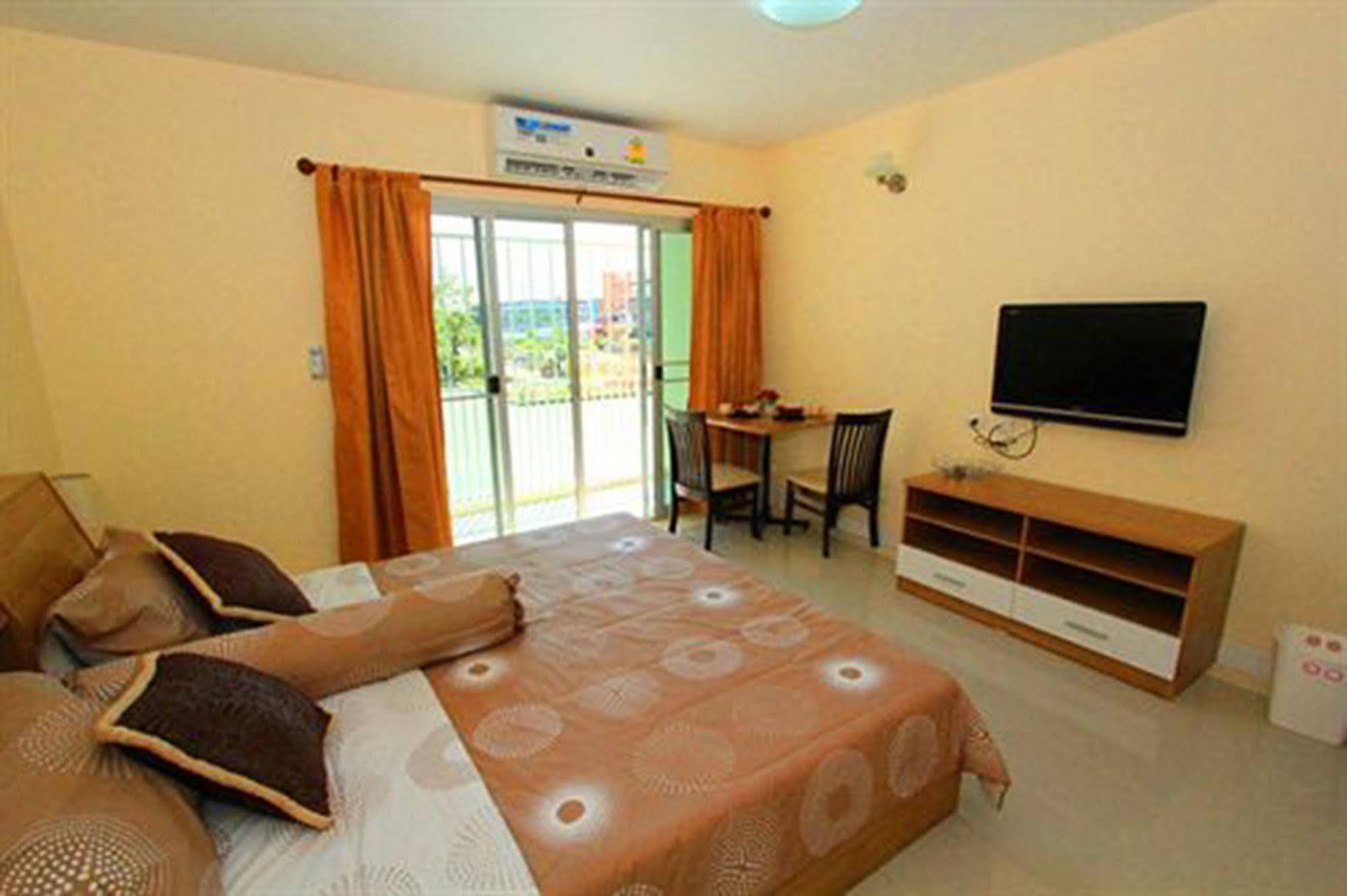 Grow Residences Hotel 3*