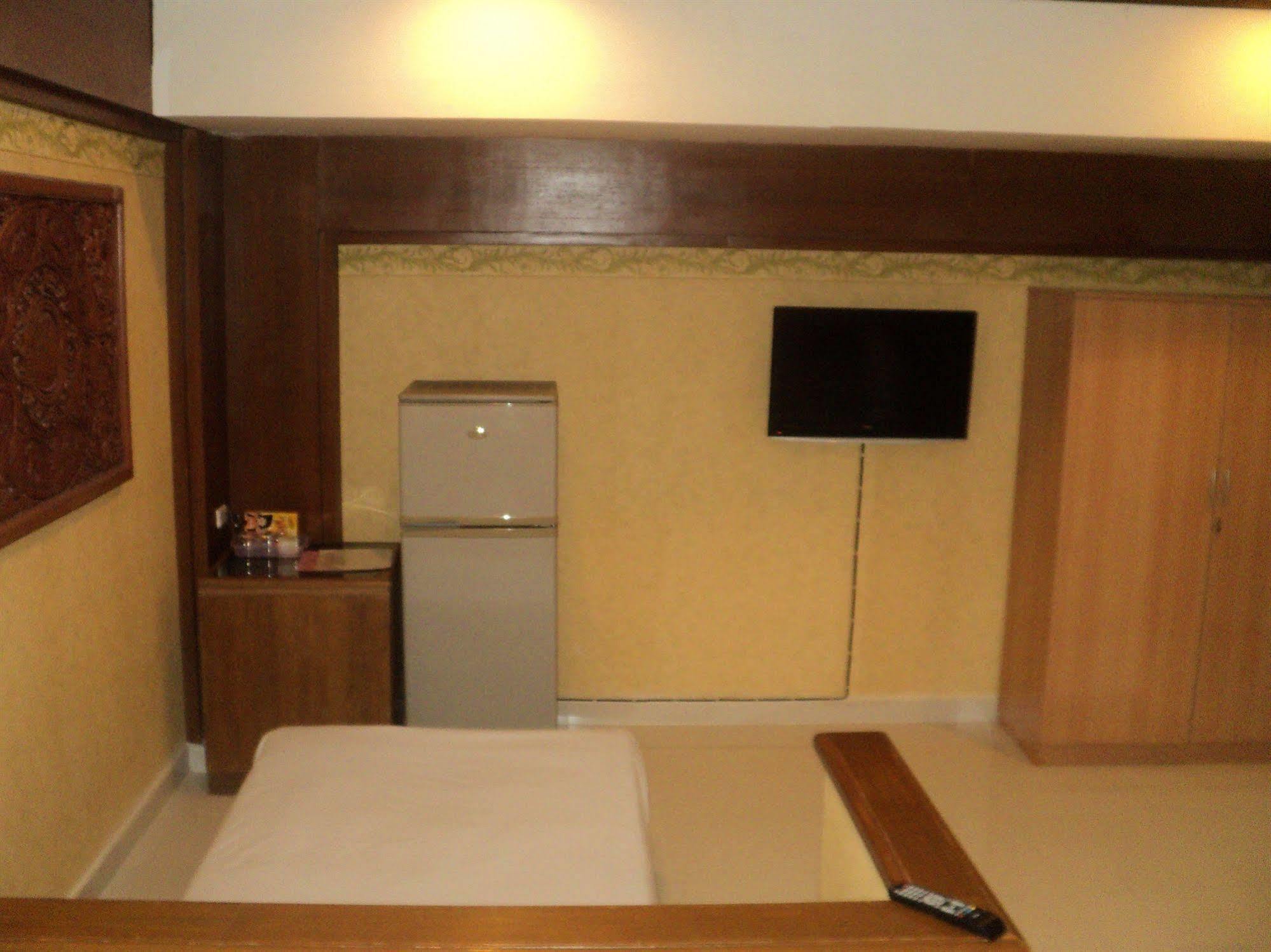 Chaleena Princess Hotel