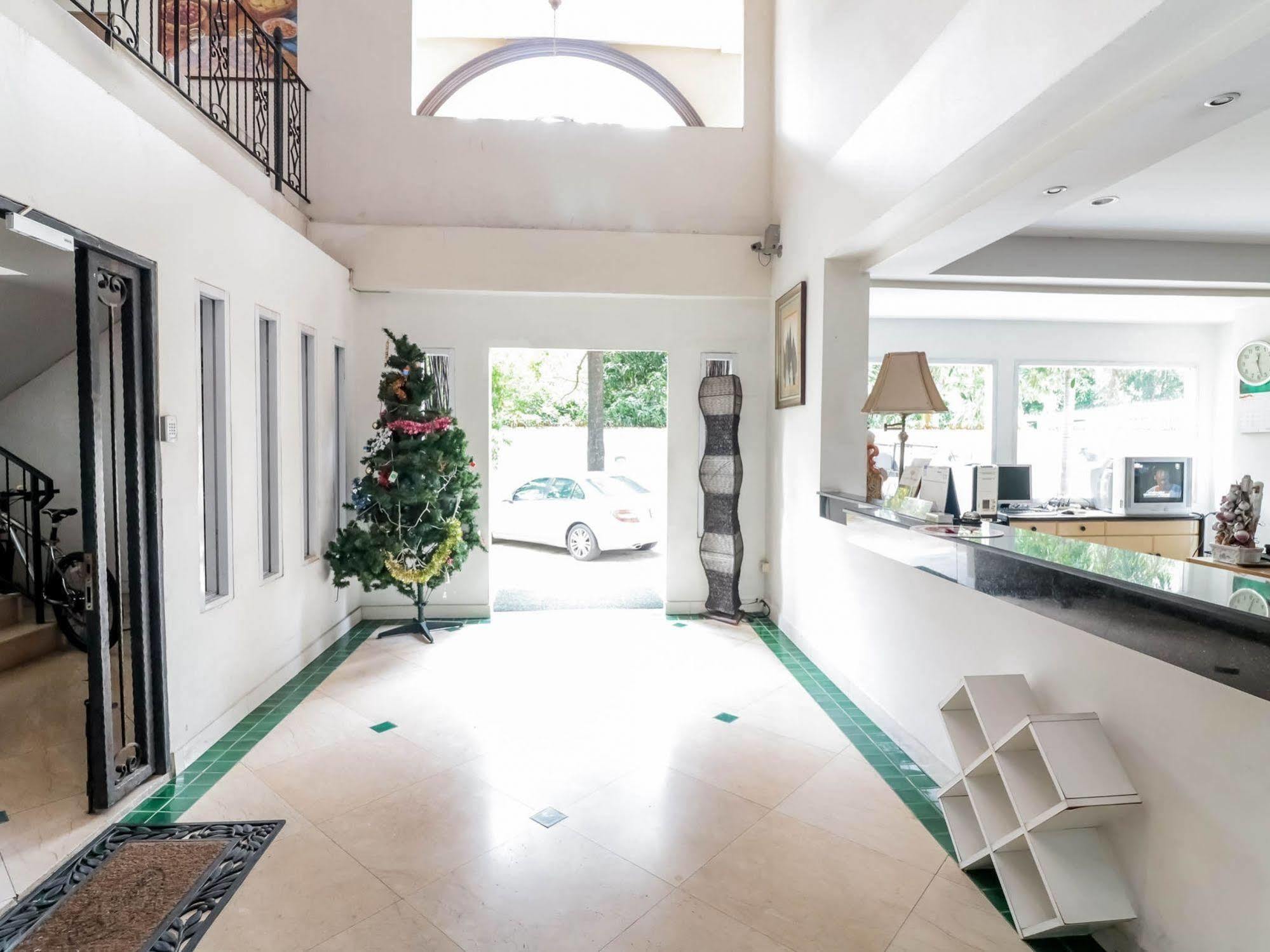 Hotel Oyo 254 Royal Pimand Banguecoque