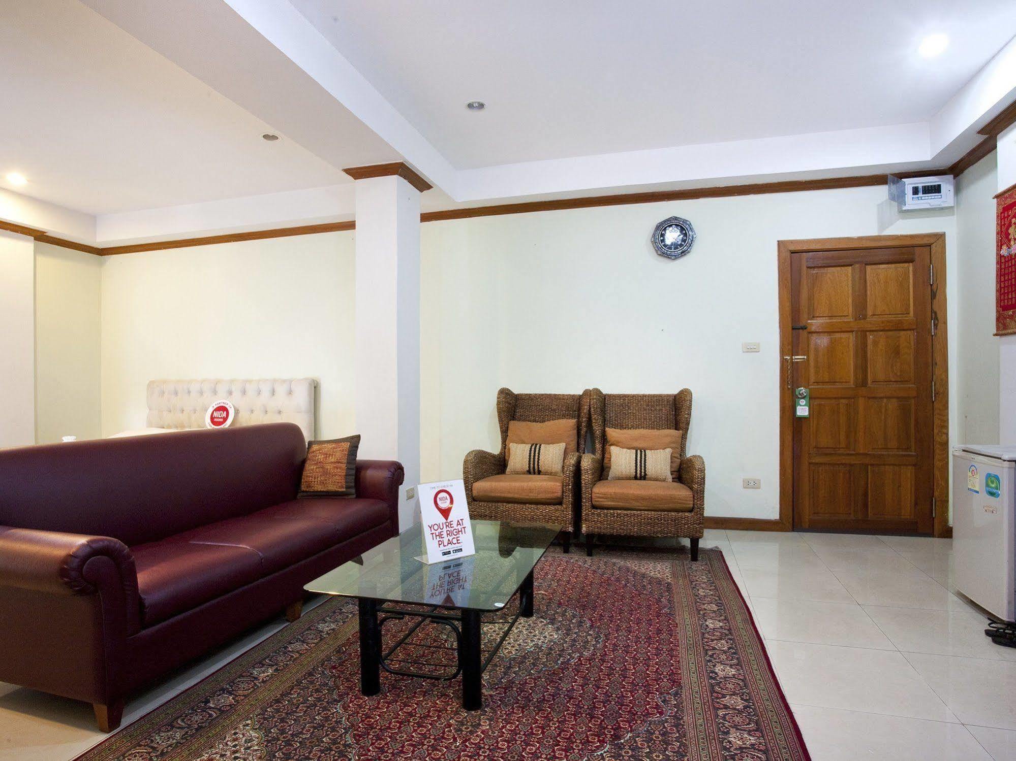 Hotel Oyo 254 Royal Pimand 3*