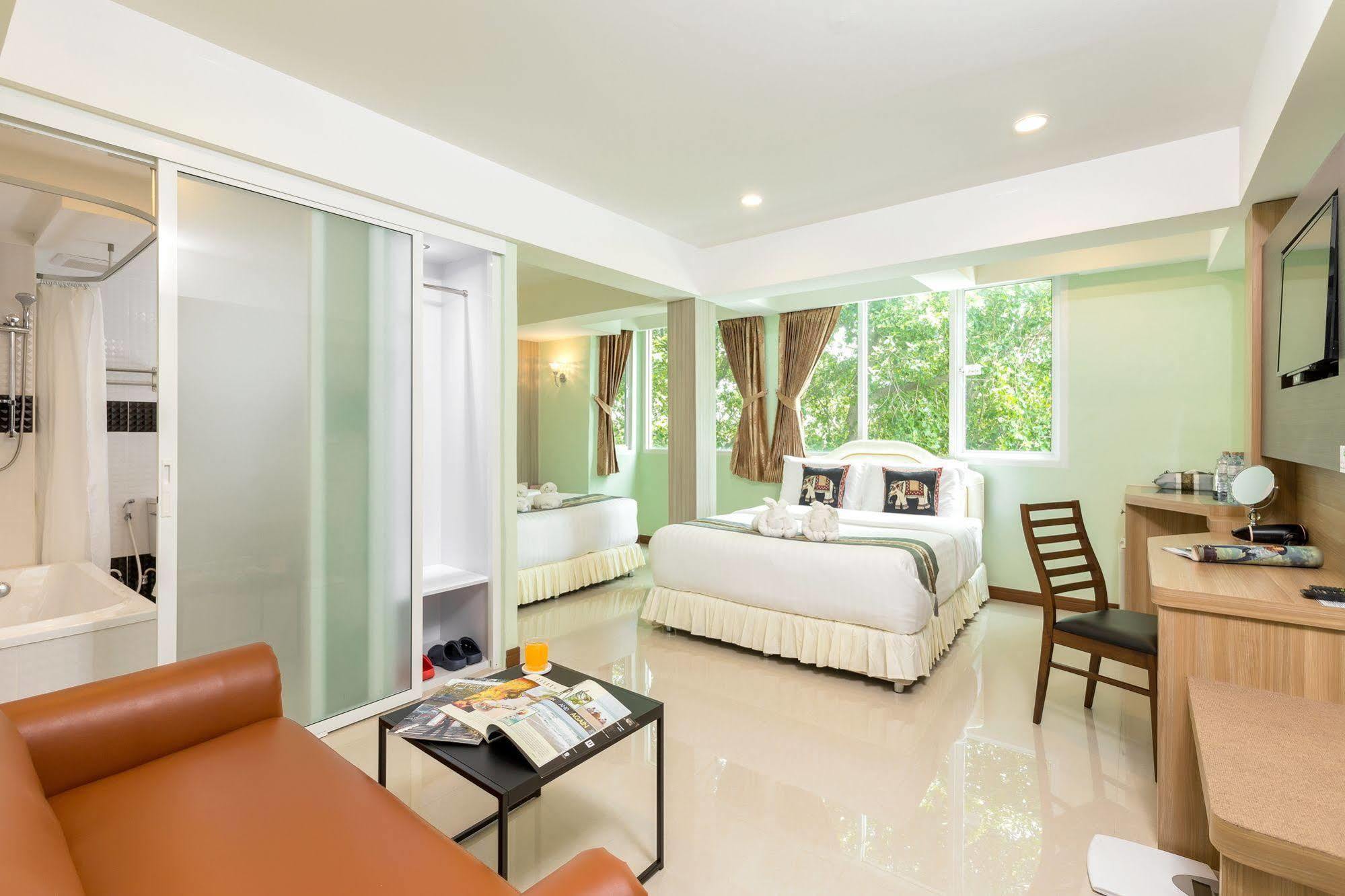 Roomquest Suvarnabhumi Airport Romklao Soi 6 Hotel 3*