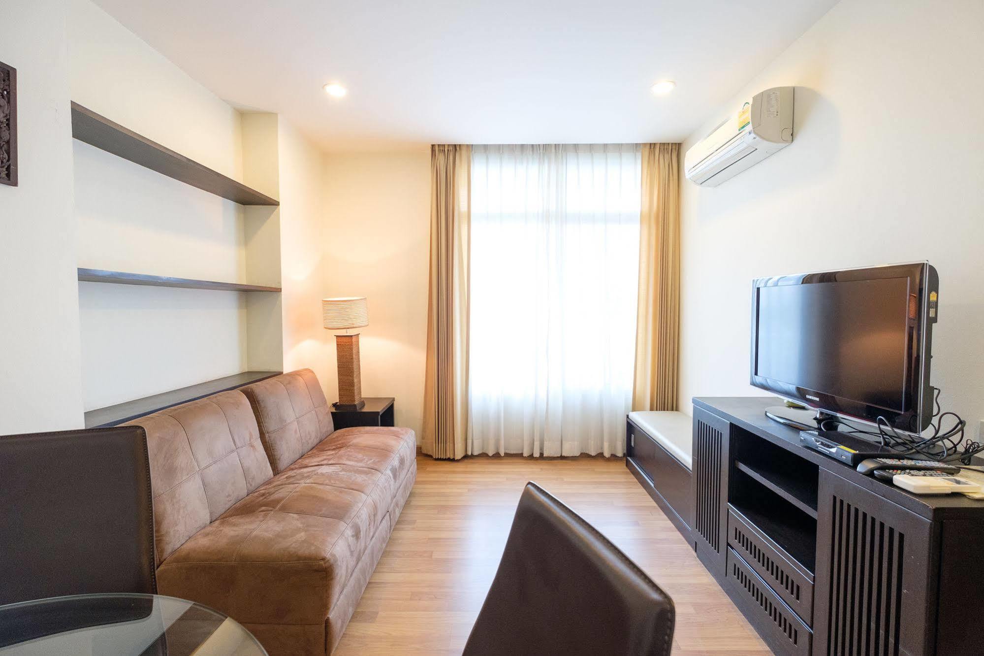 Chadvara Place Apartment *