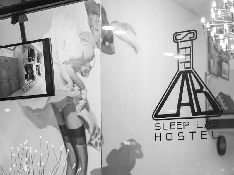 Hostel Sleeplab *