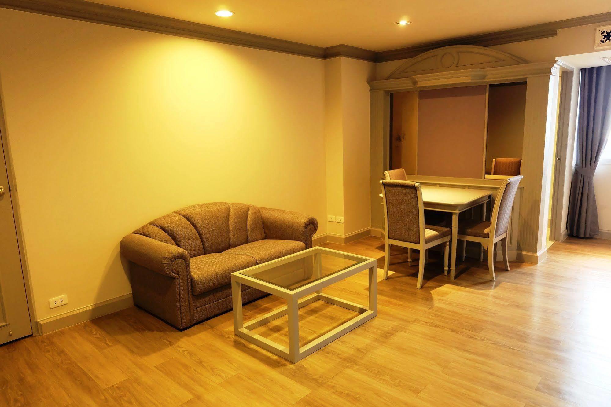 The Pantip Ladprao 5* Bangkok