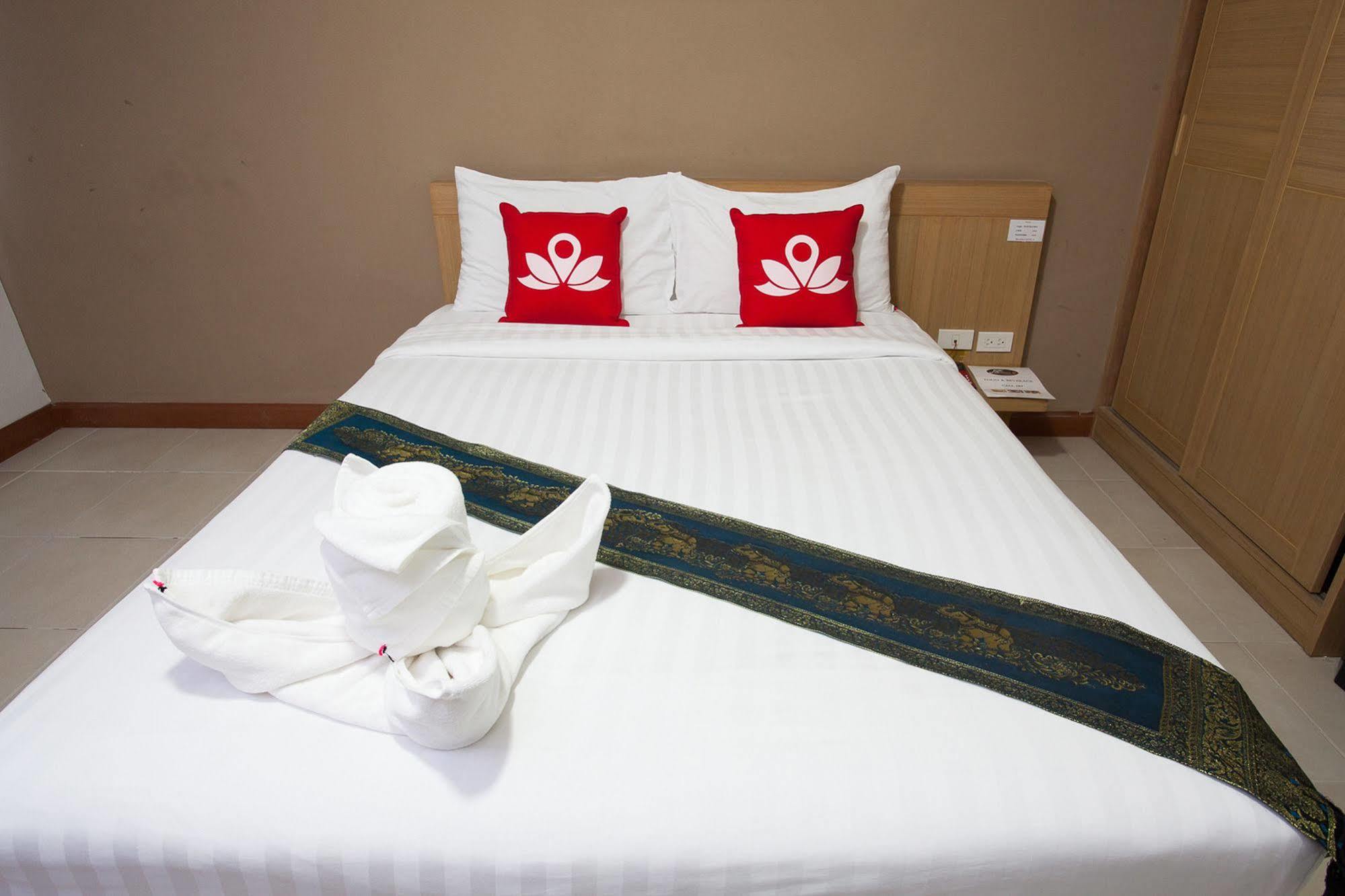 Zen Vibhavadee-rangsit Hotel 3*