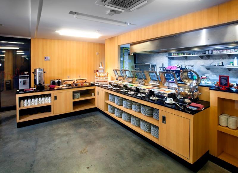 Galleria 12 Sukhumvit By Compass Hospitality 4*