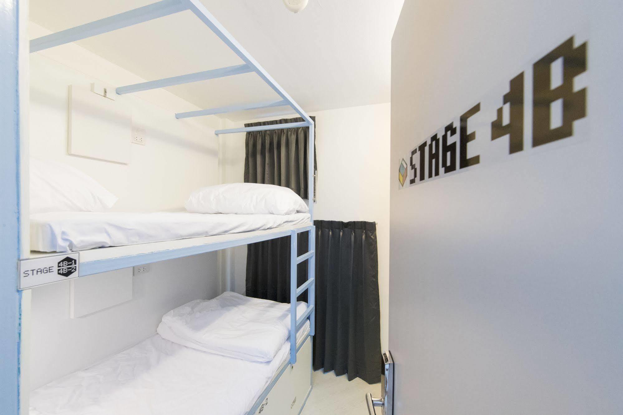 Pixellar Hostel *