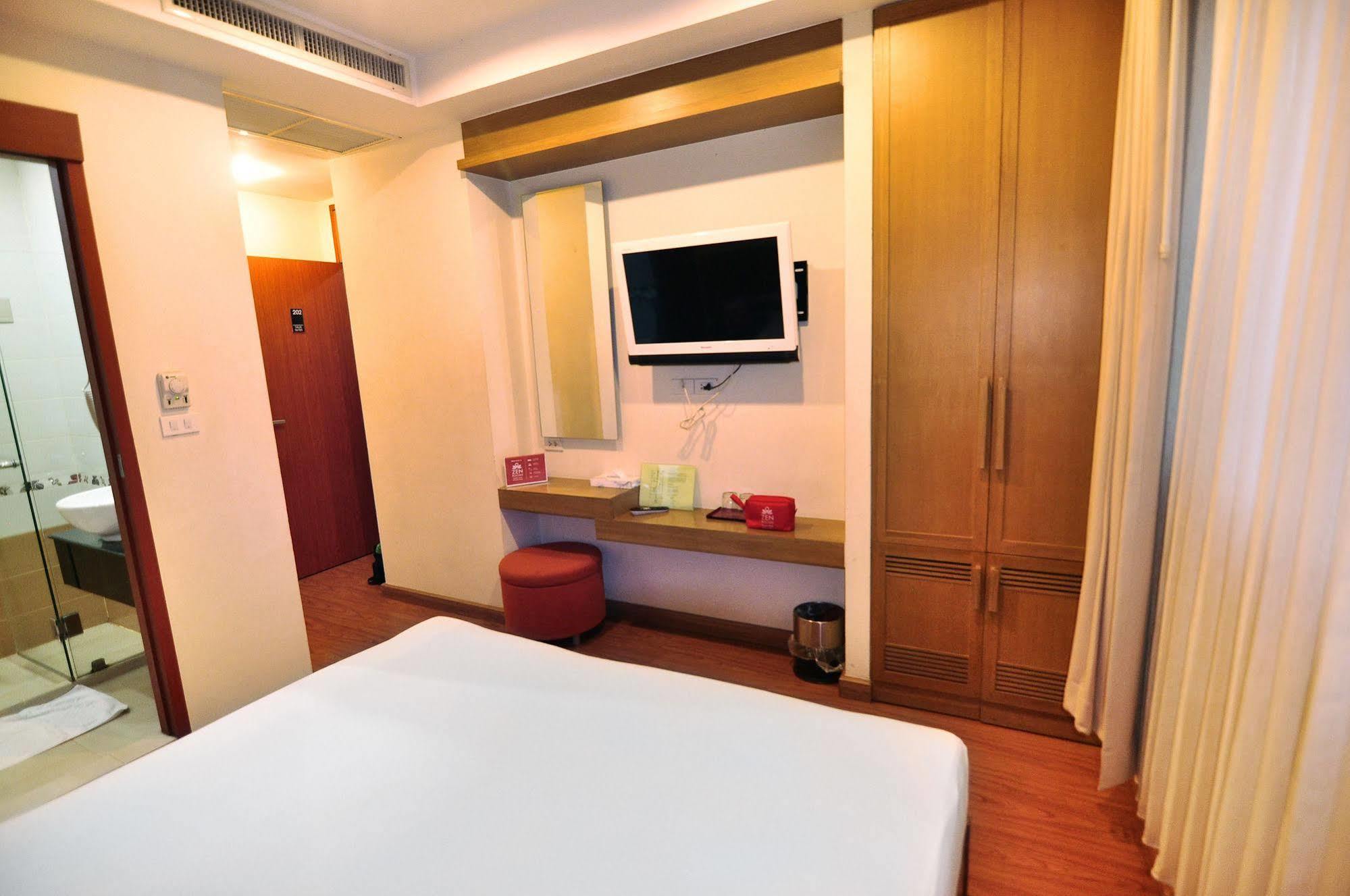 Hotel Zen Surawong 2*