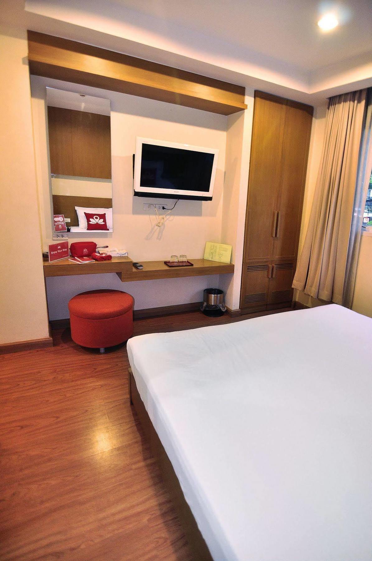 Zen Surawong 2*