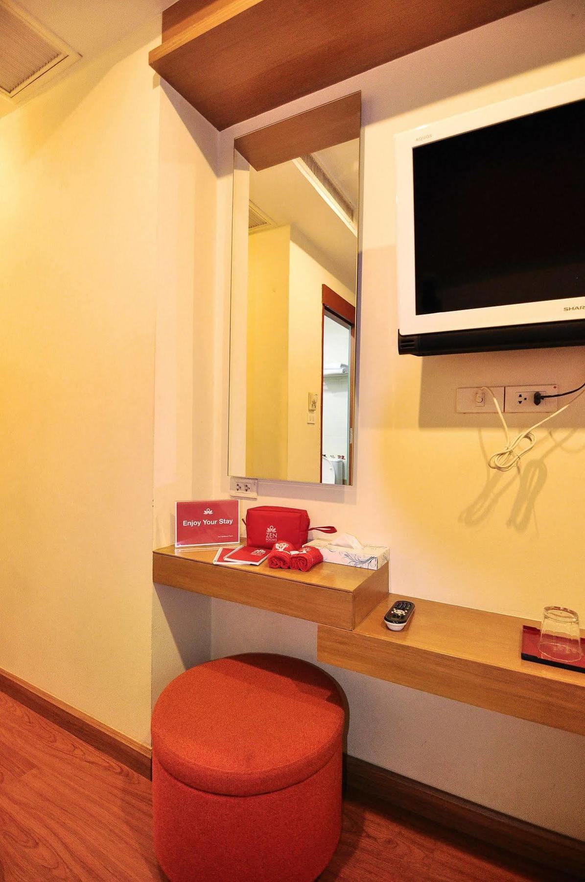 Hotel Zen Surawong
