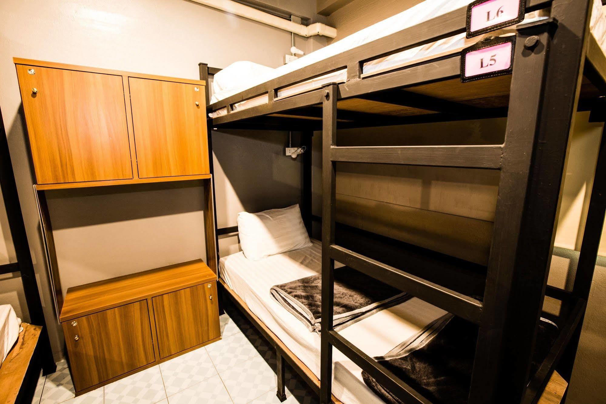 Hits Albergue Banguecoque