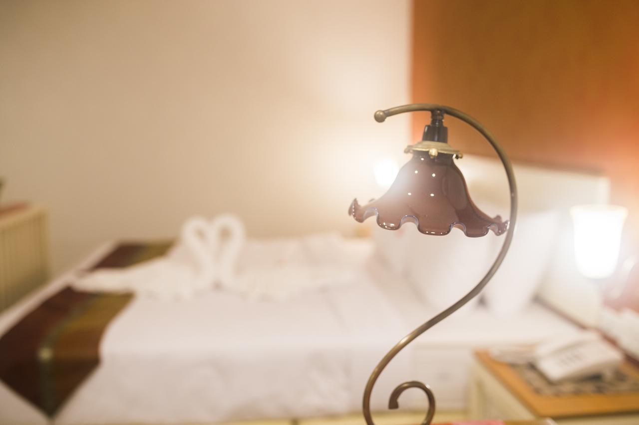 J&y Latphrao 35 Hotel